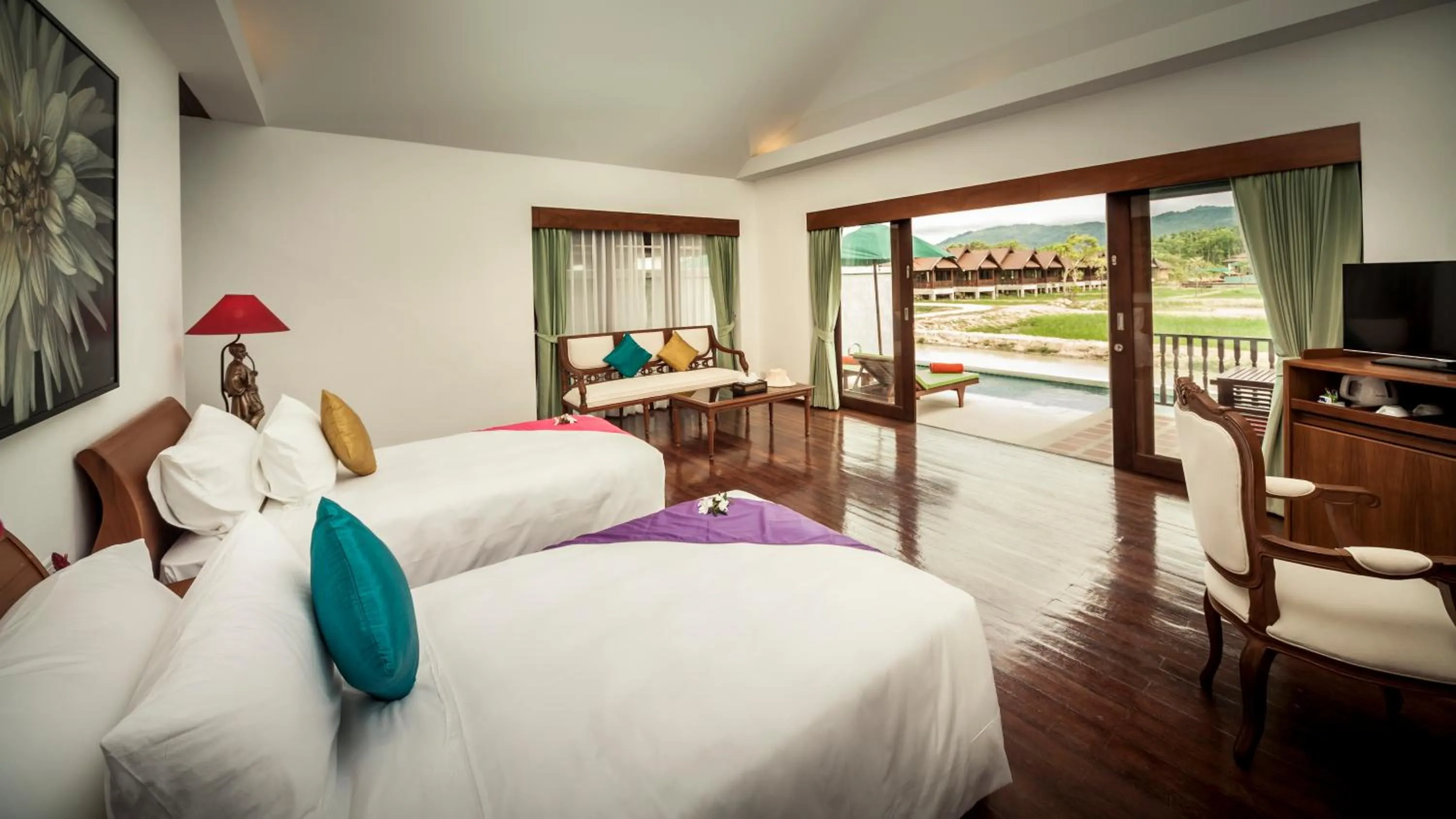 Photo of the whole room, Bed in Farmers Villa