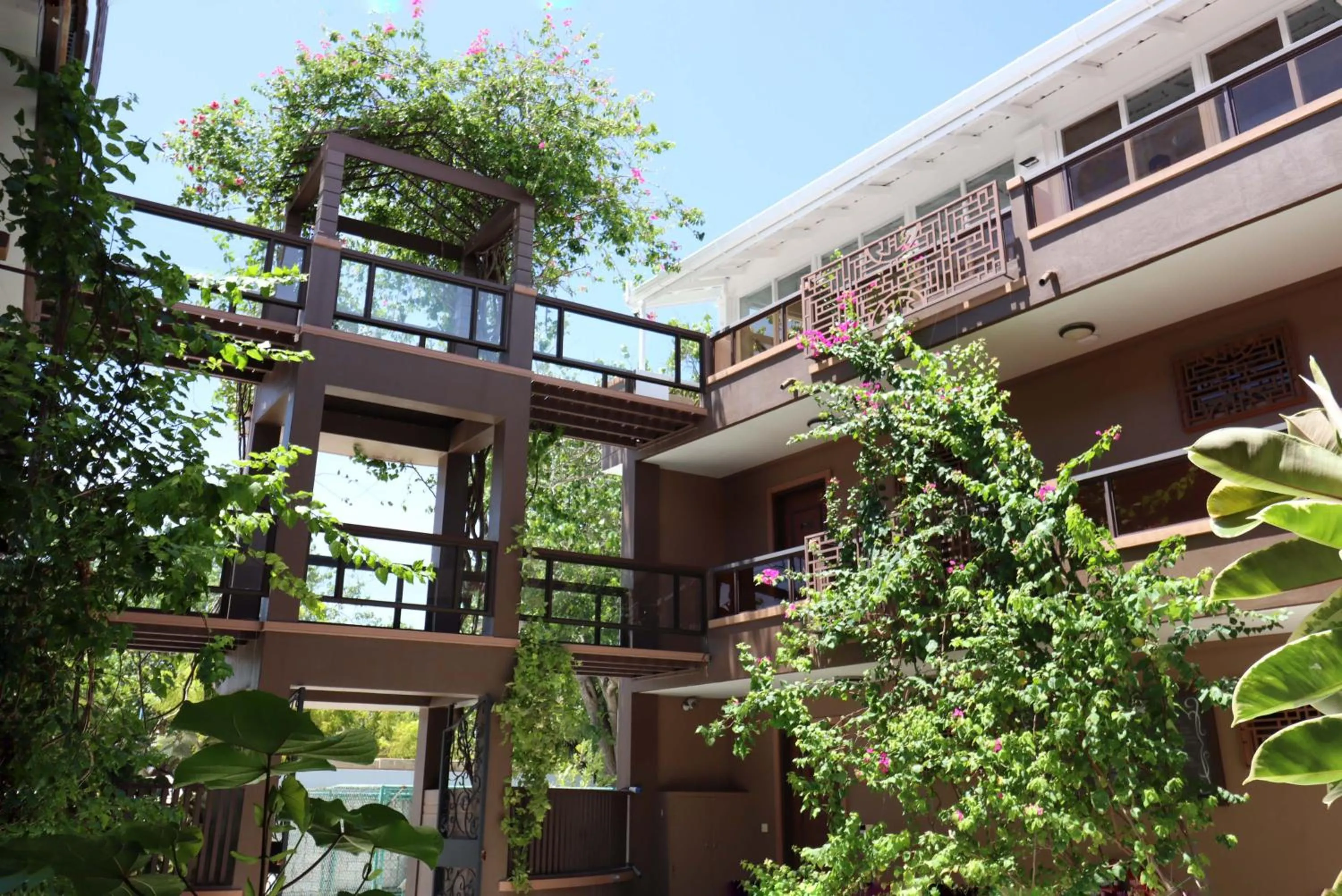 Patio in Rashu Hiyaa