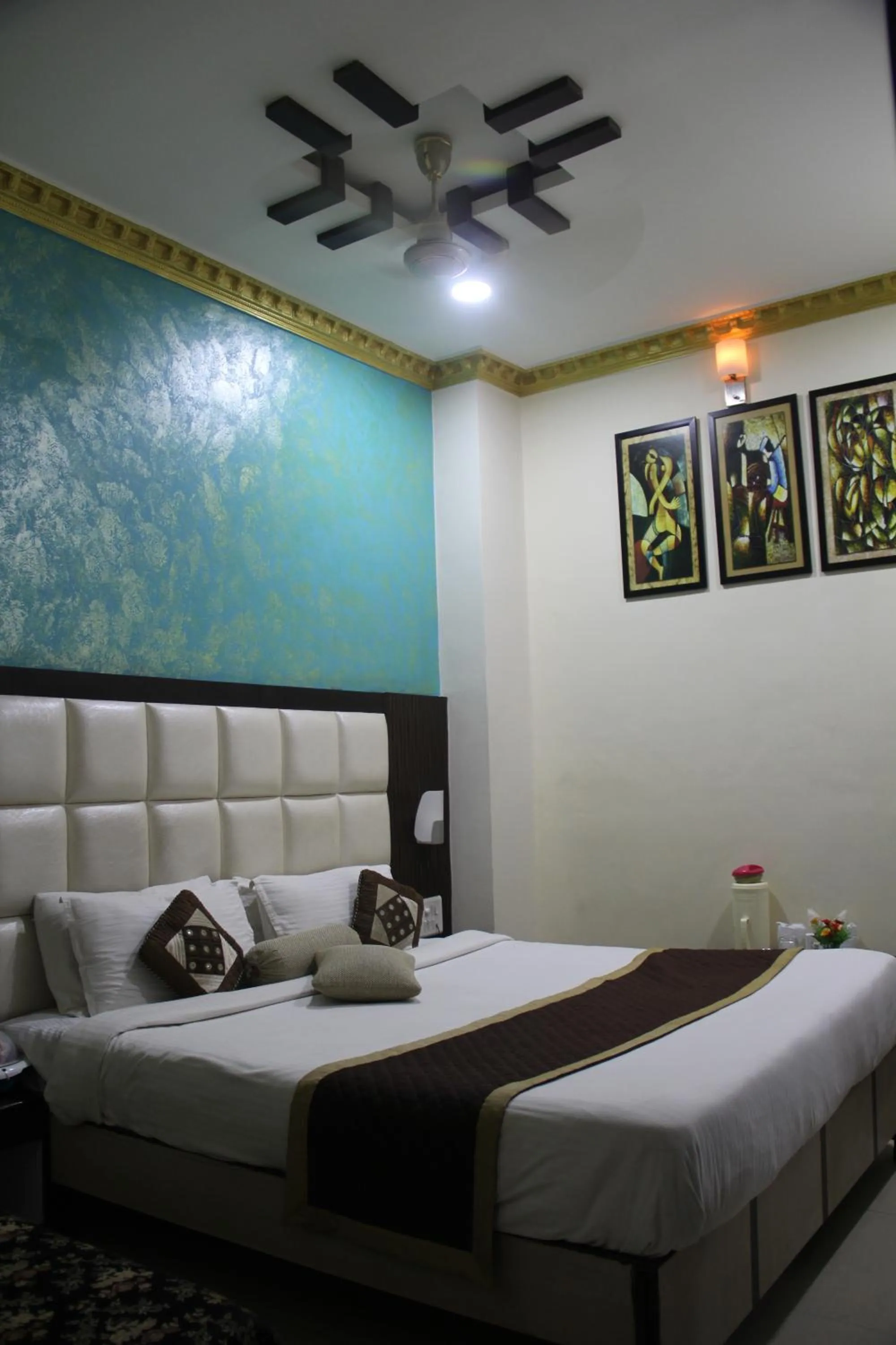 Photo of the whole room, Bed in Hotel Bhagyodaya Residency Bhilwara