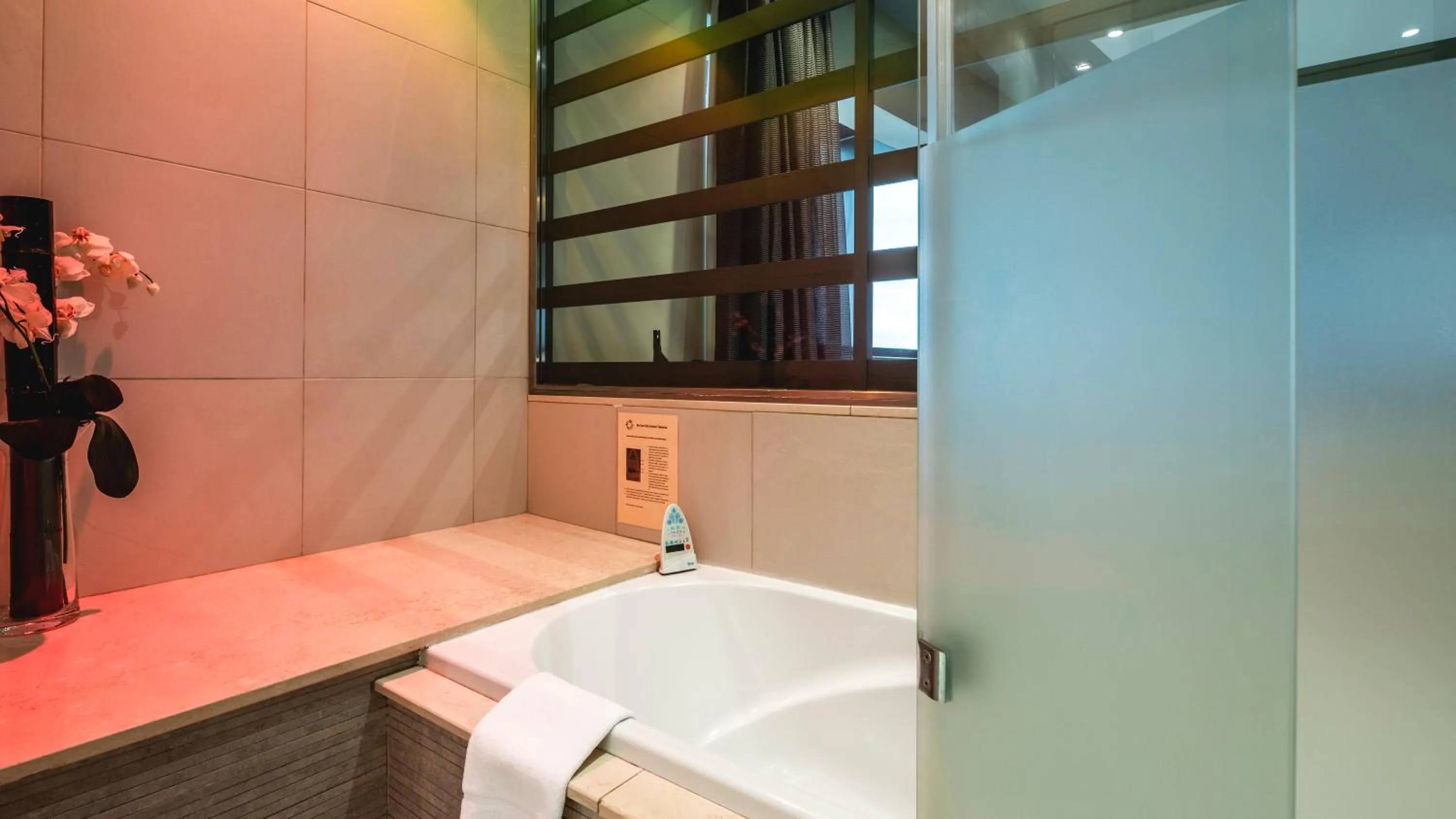 Bathroom in Be Live City Center Talavera