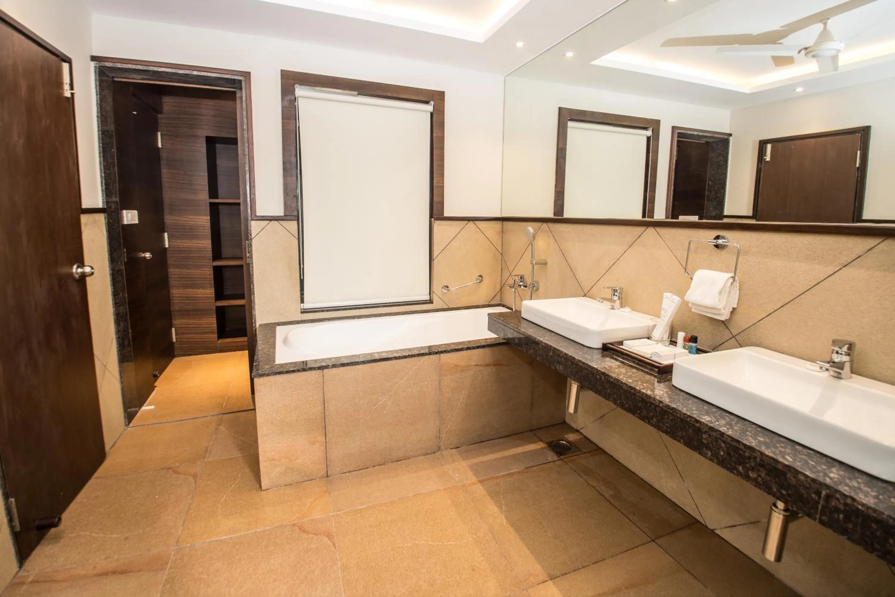 Bathroom in Calangute Towers - AM Hotel Kollection