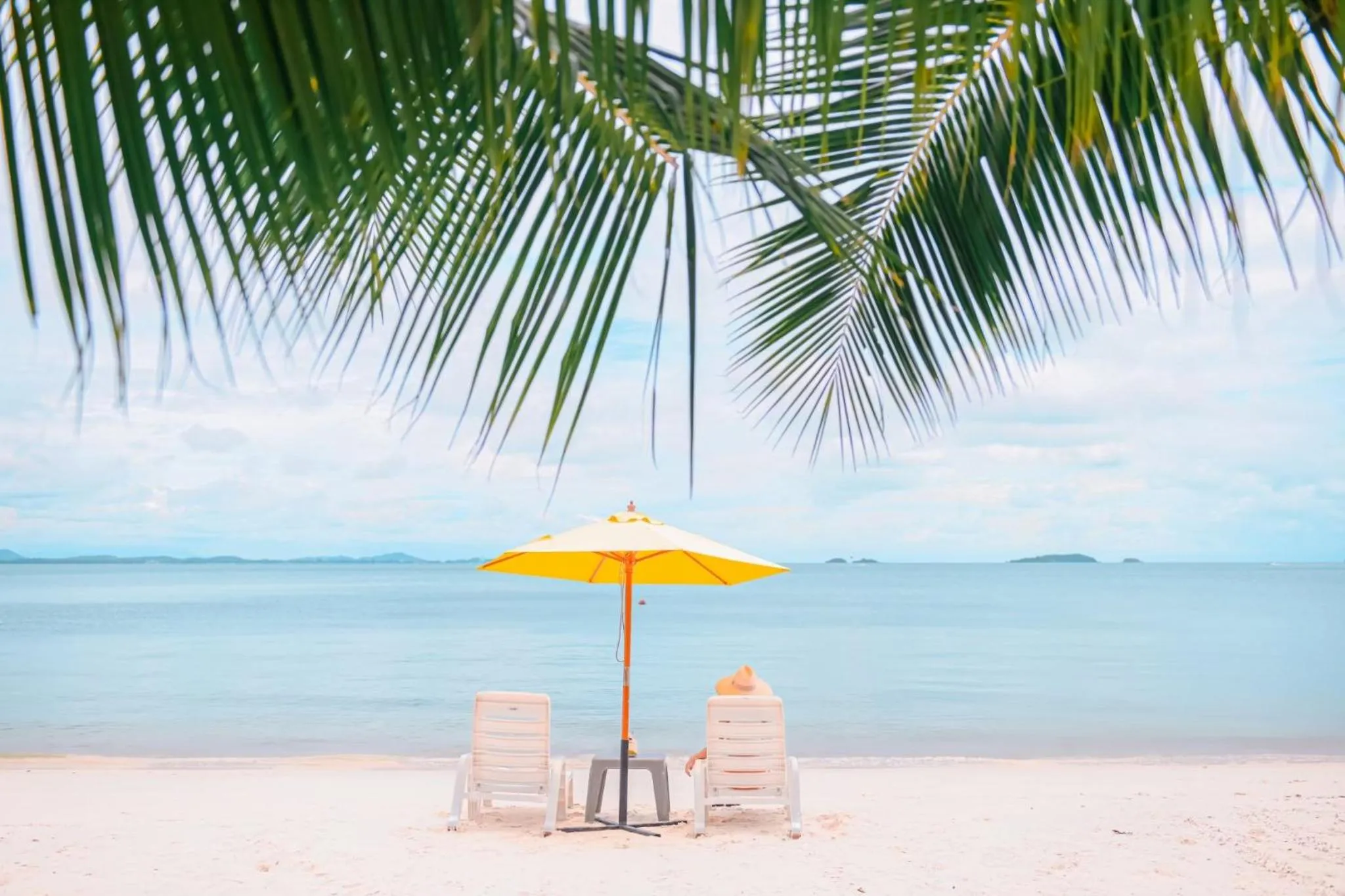 sunbed in Samed Seaside Resort