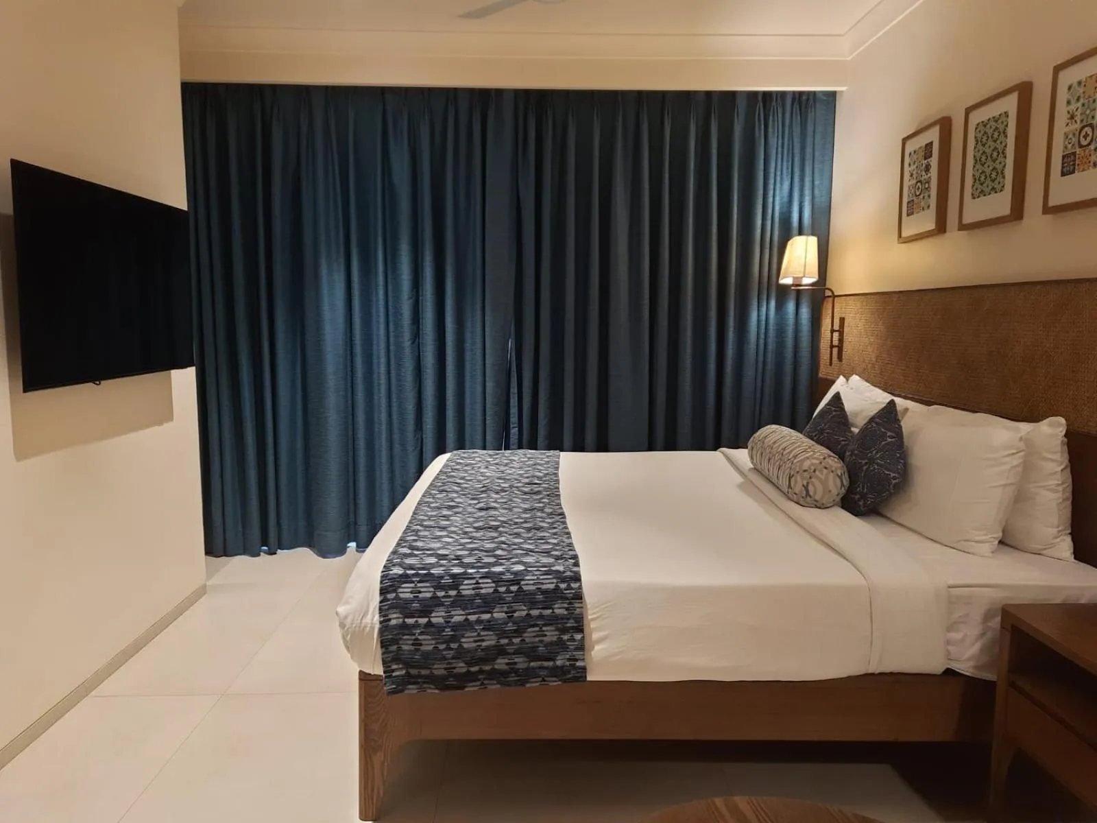 Bed in Marquis Beach Resort