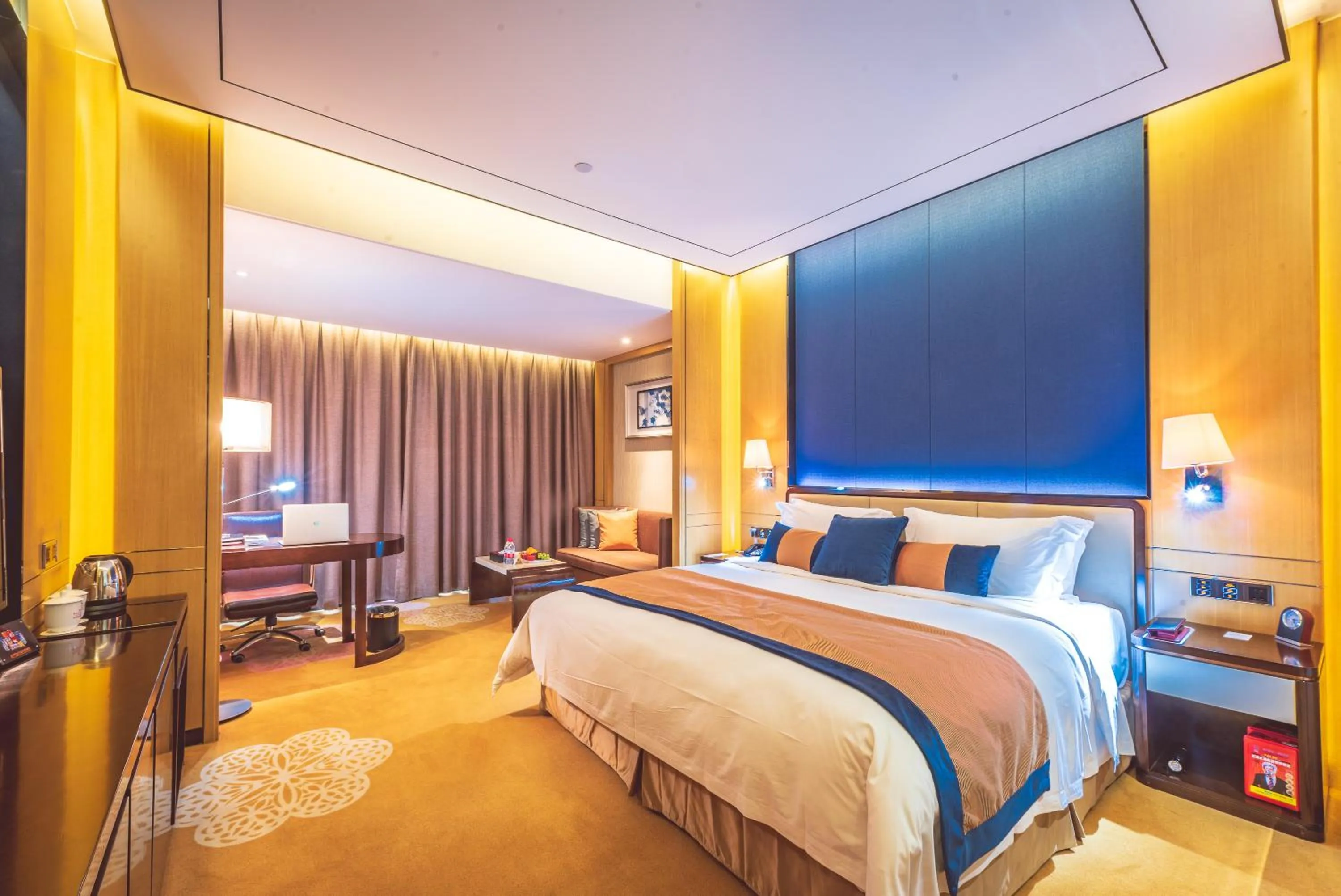 Bed in Ramada Foshan Nanhai