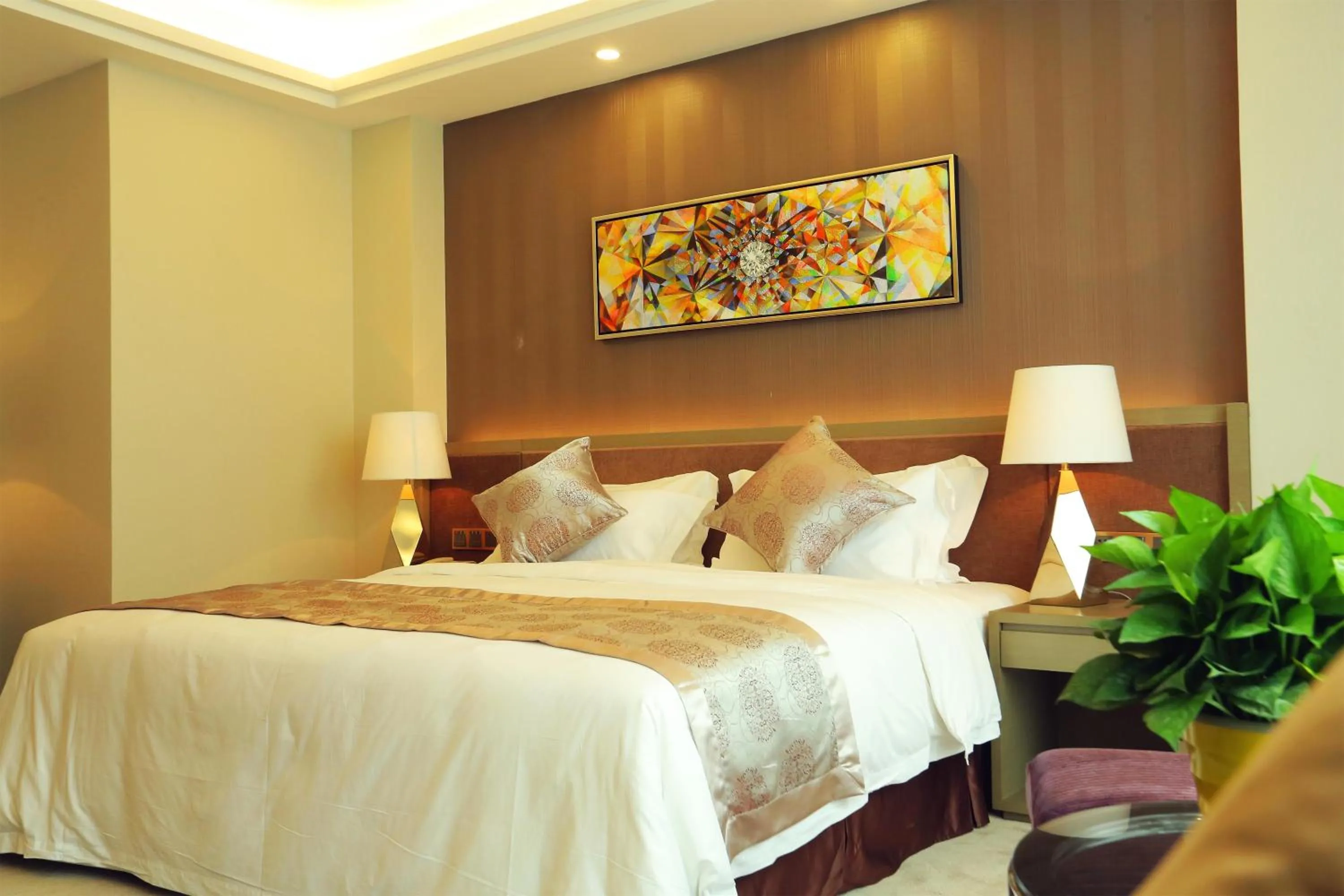 Bed in Shenzhen Baoan PLUS Gems Cube Hotel