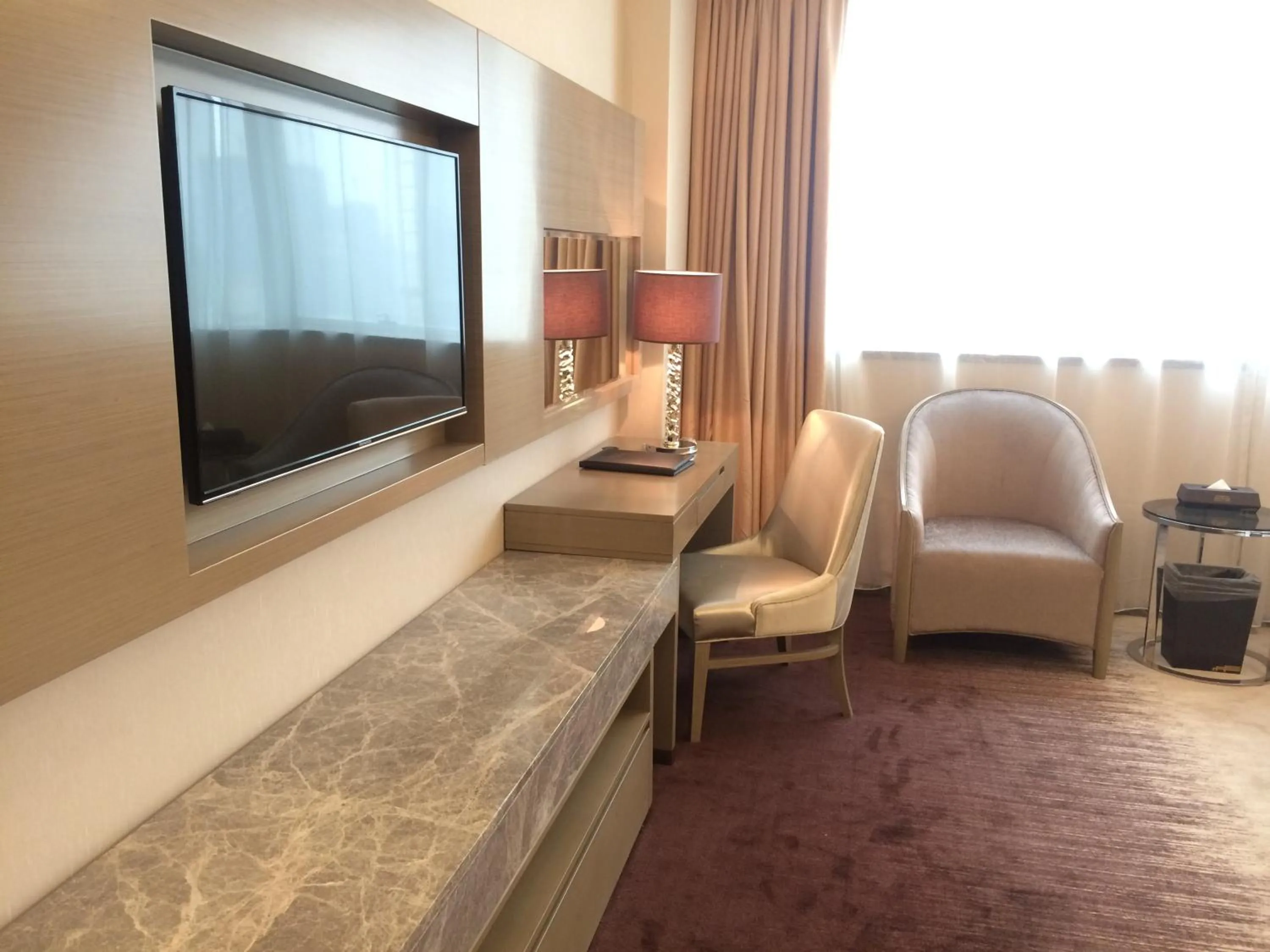 Living room in Shenzhen Baoan PLUS Gems Cube Hotel
