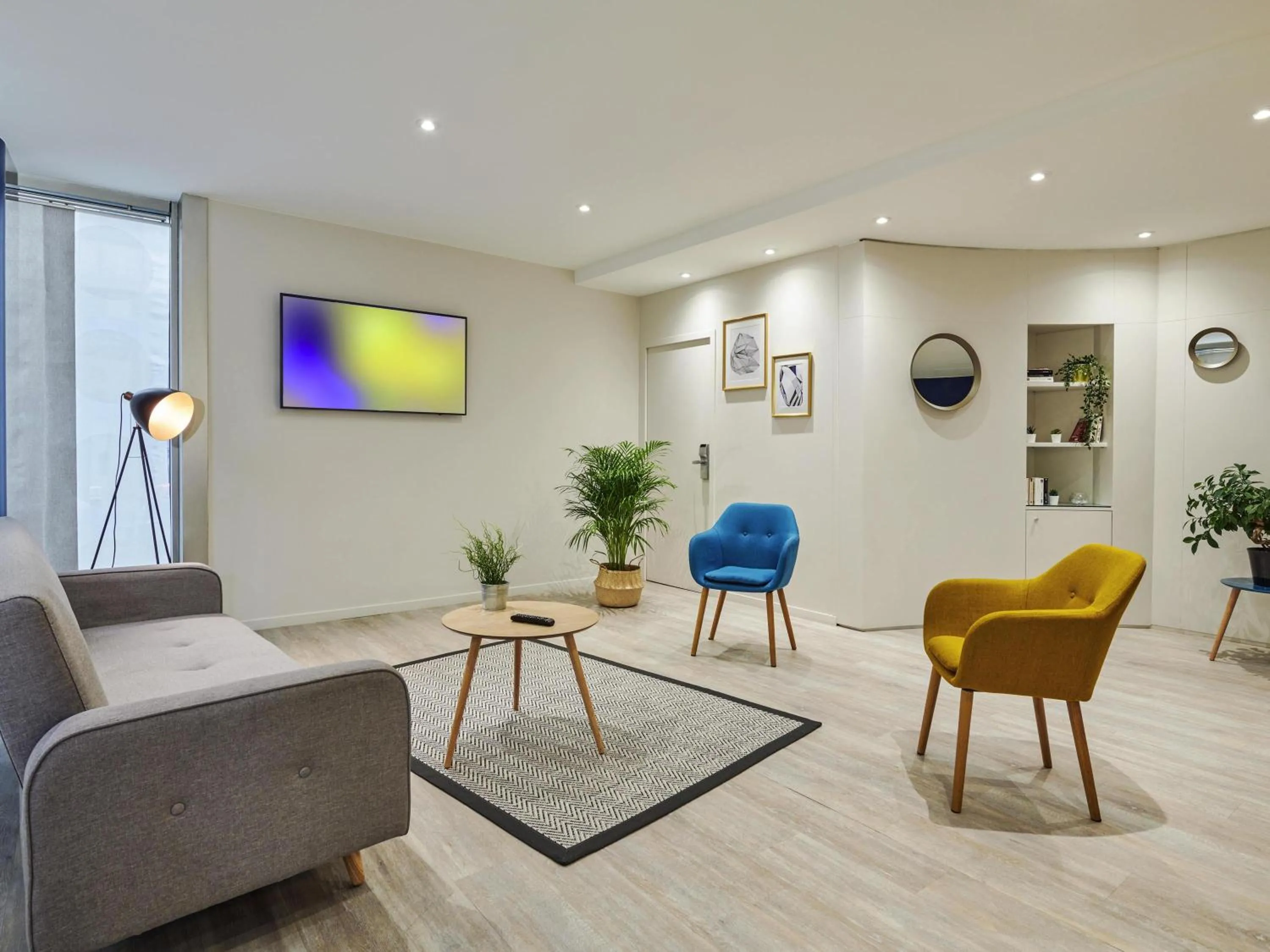 Property building in Residence Mercure Paris La Defense Grande Arche