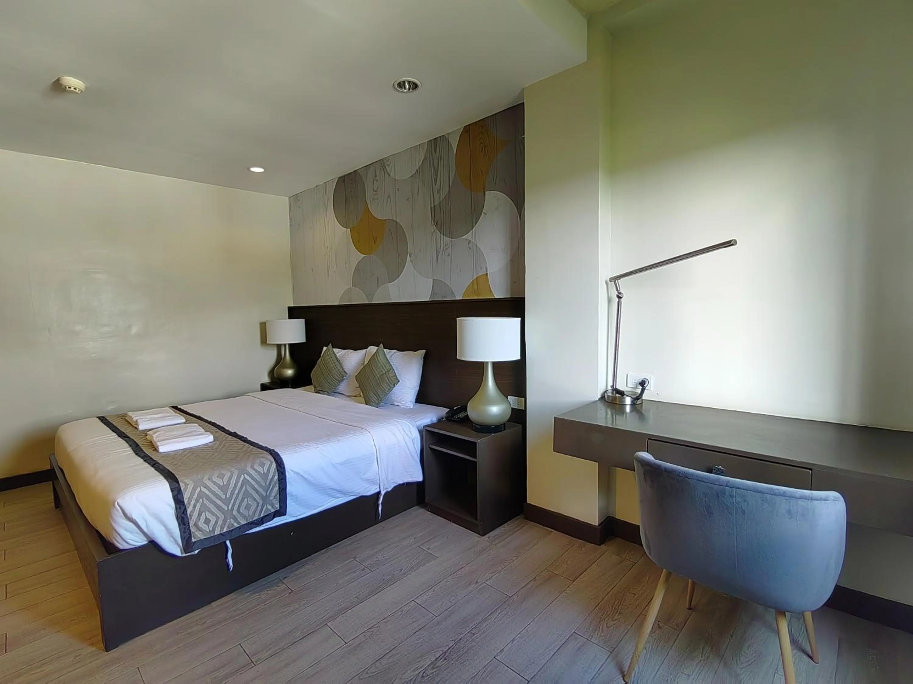 Bedroom, Bed in Whitewoods Convention and Leisure Hotel