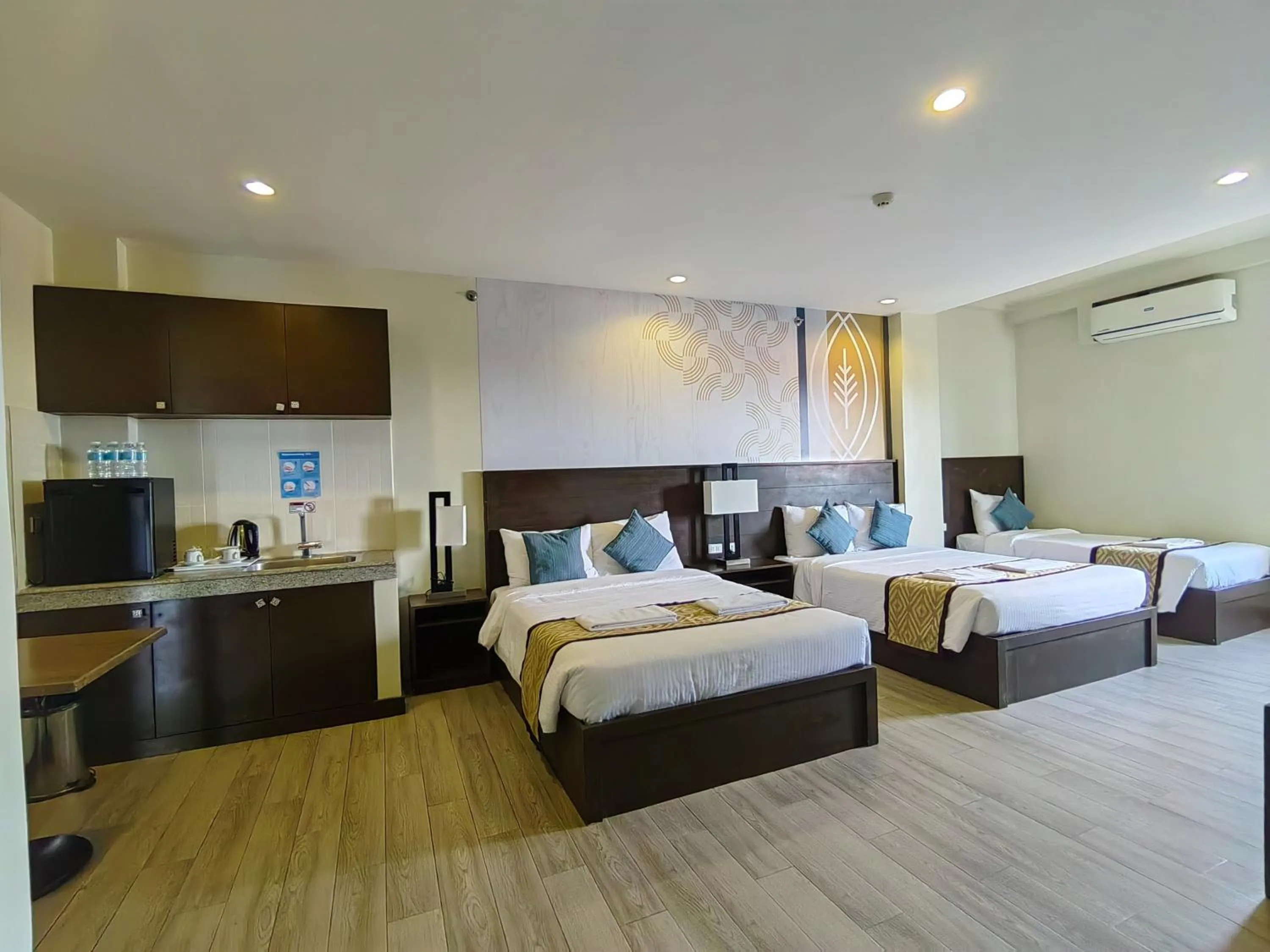 Bed in Whitewoods Convention and Leisure Hotel by SMS Hospitality