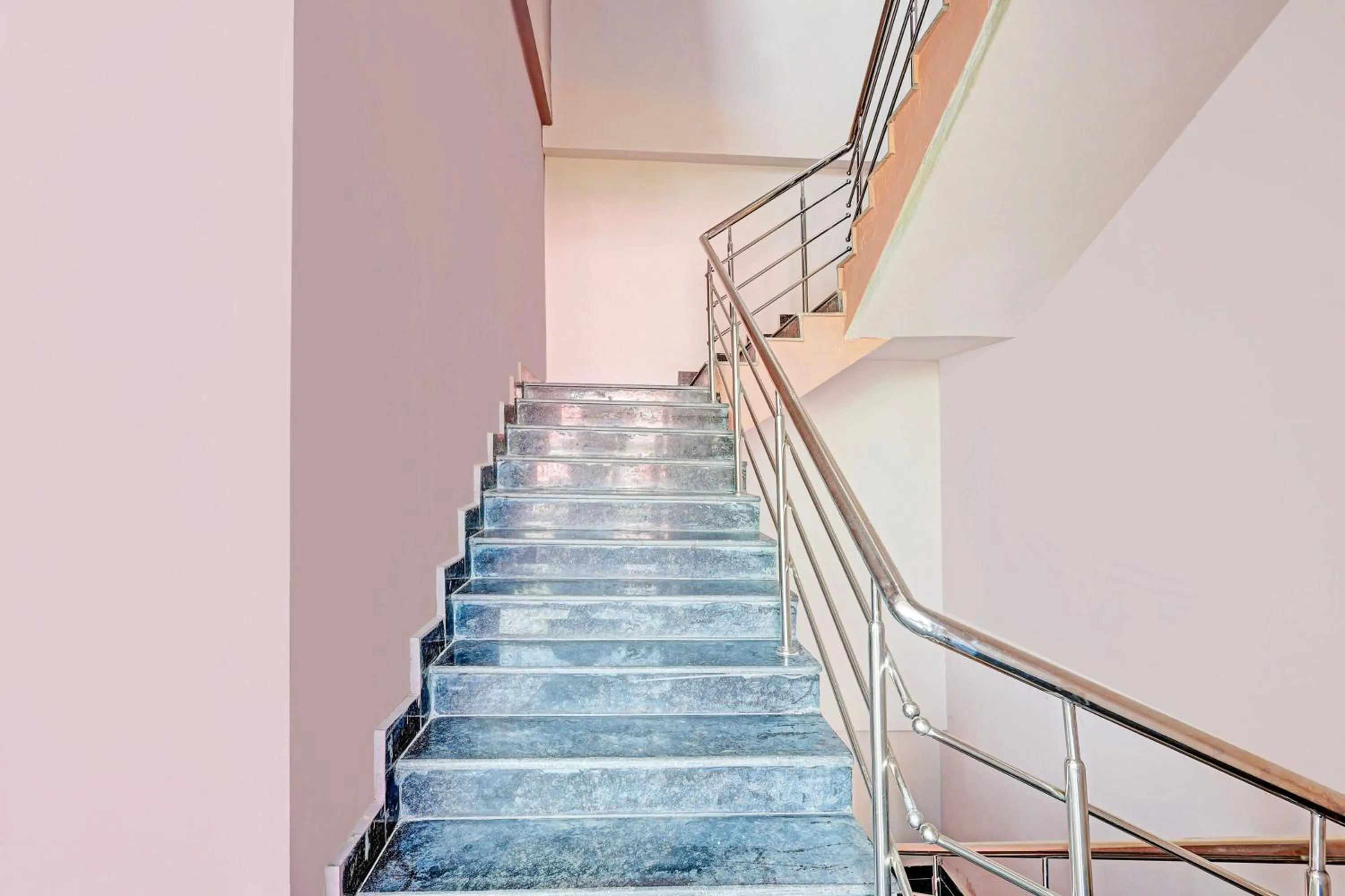 Lobby or reception in Hotel O Ramarvapadu Near ESI Hospital