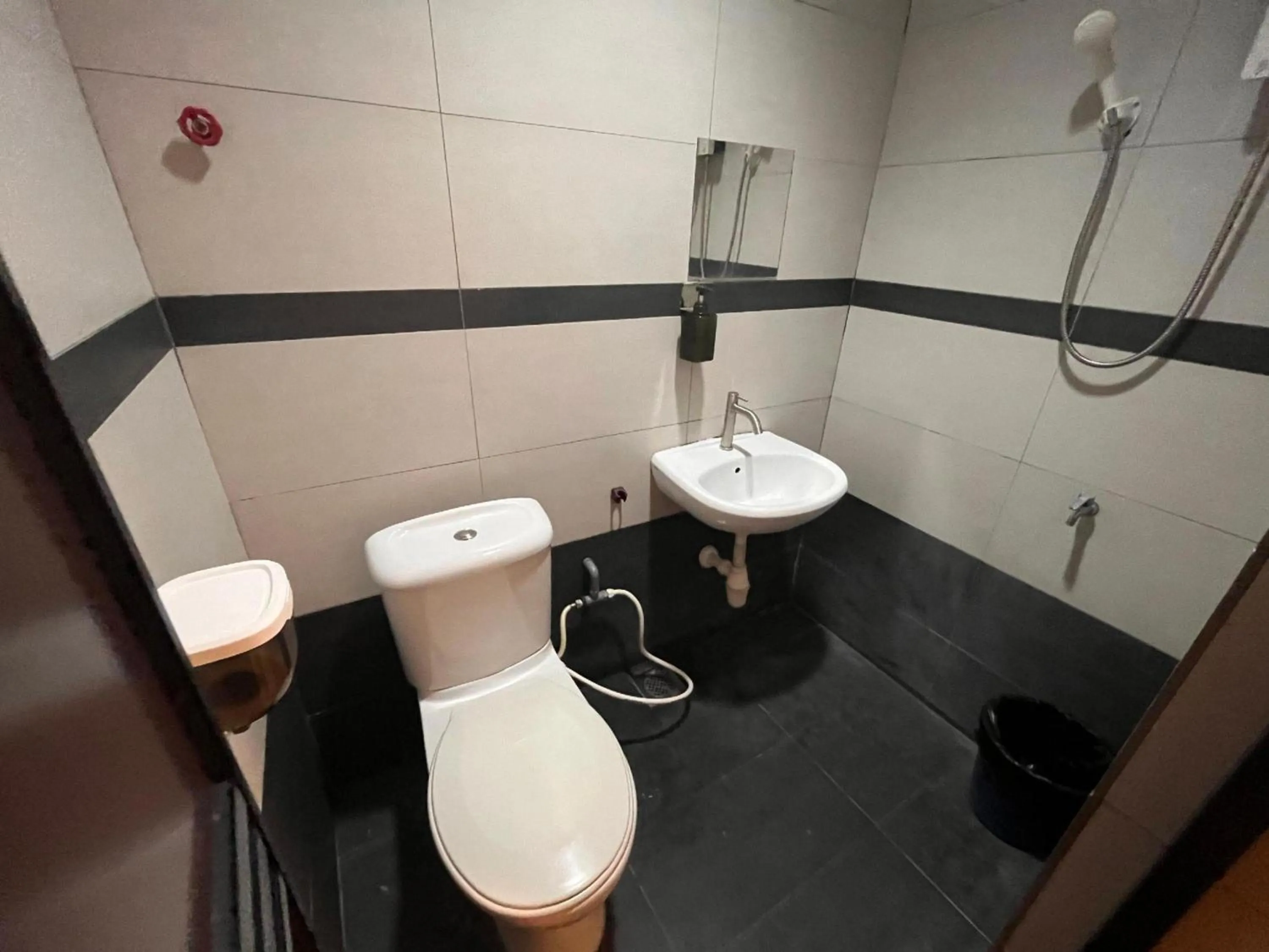 Bathroom in Hotel O Jb Sojourn