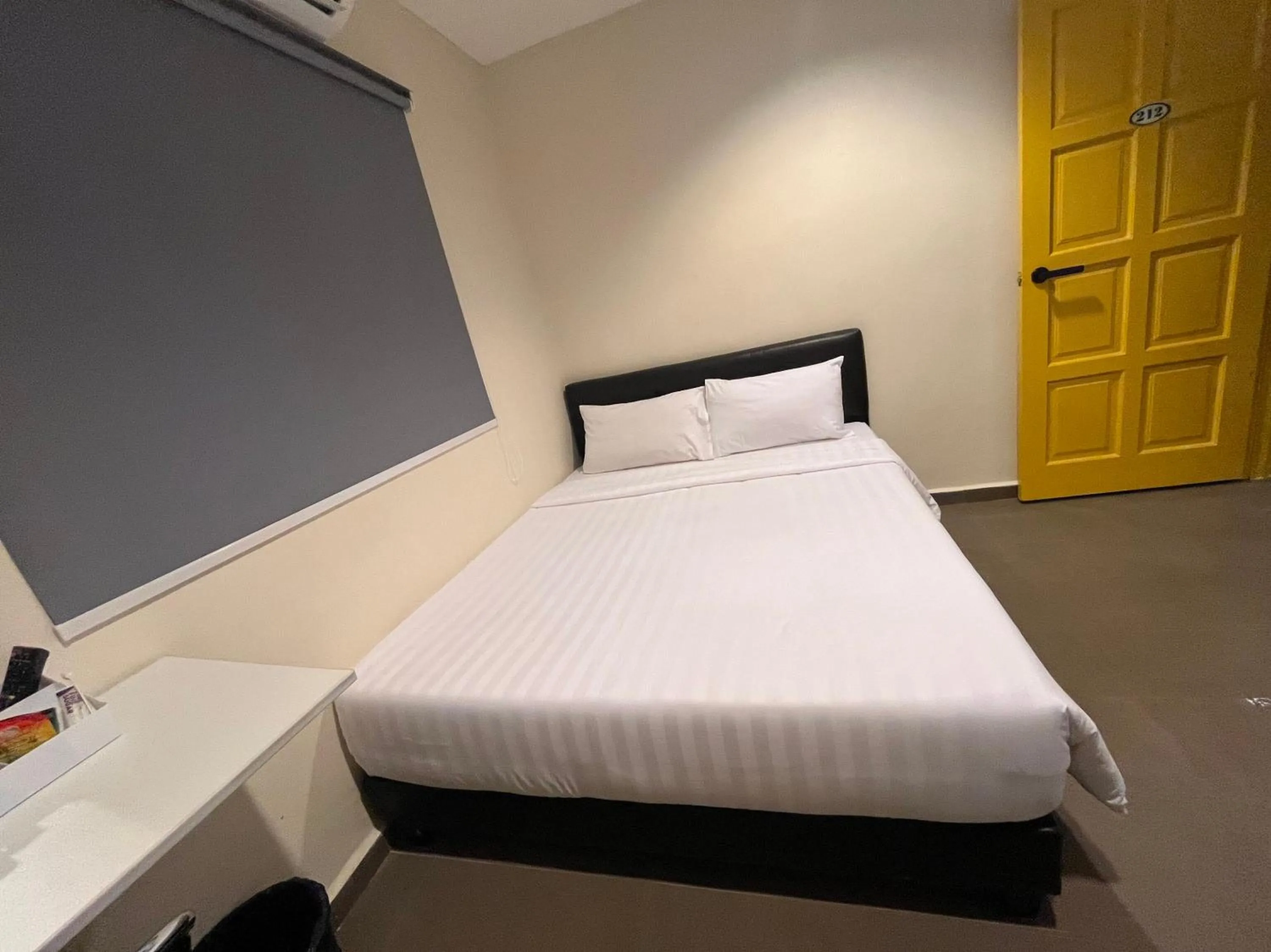 Bedroom, Bed in Hotel O Jb Sojourn