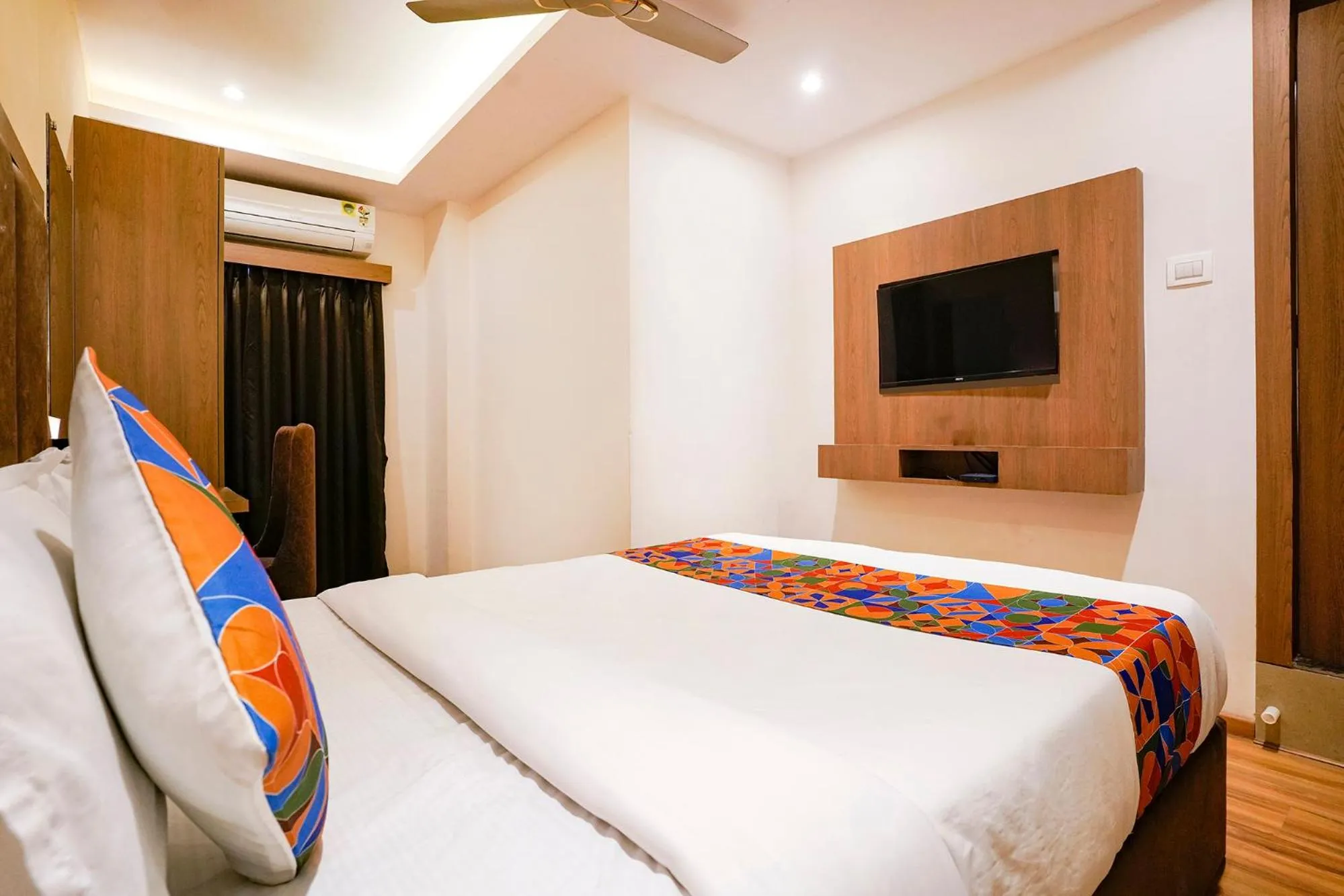 Bed in FabHotel Atithi Residency I - Nr BKC
