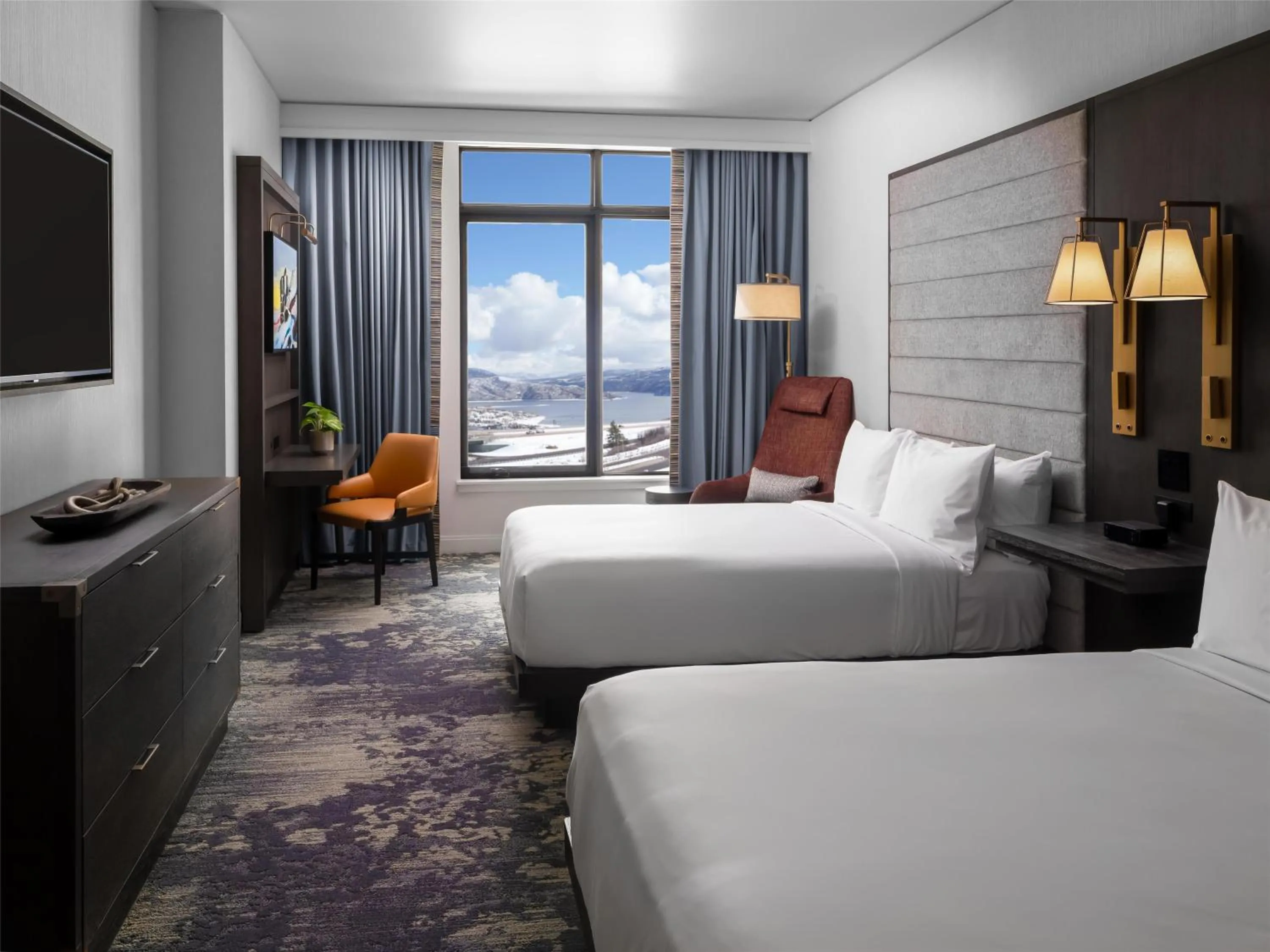 View (from property/room), Bed in Grand Hyatt Deer Valley