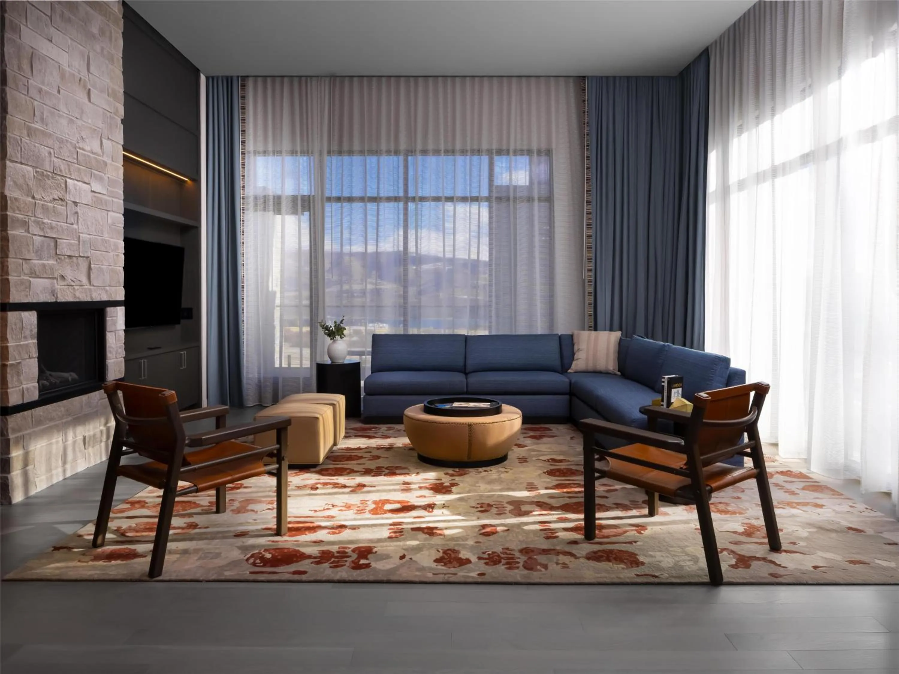 Photo of the whole room in Grand Hyatt Deer Valley