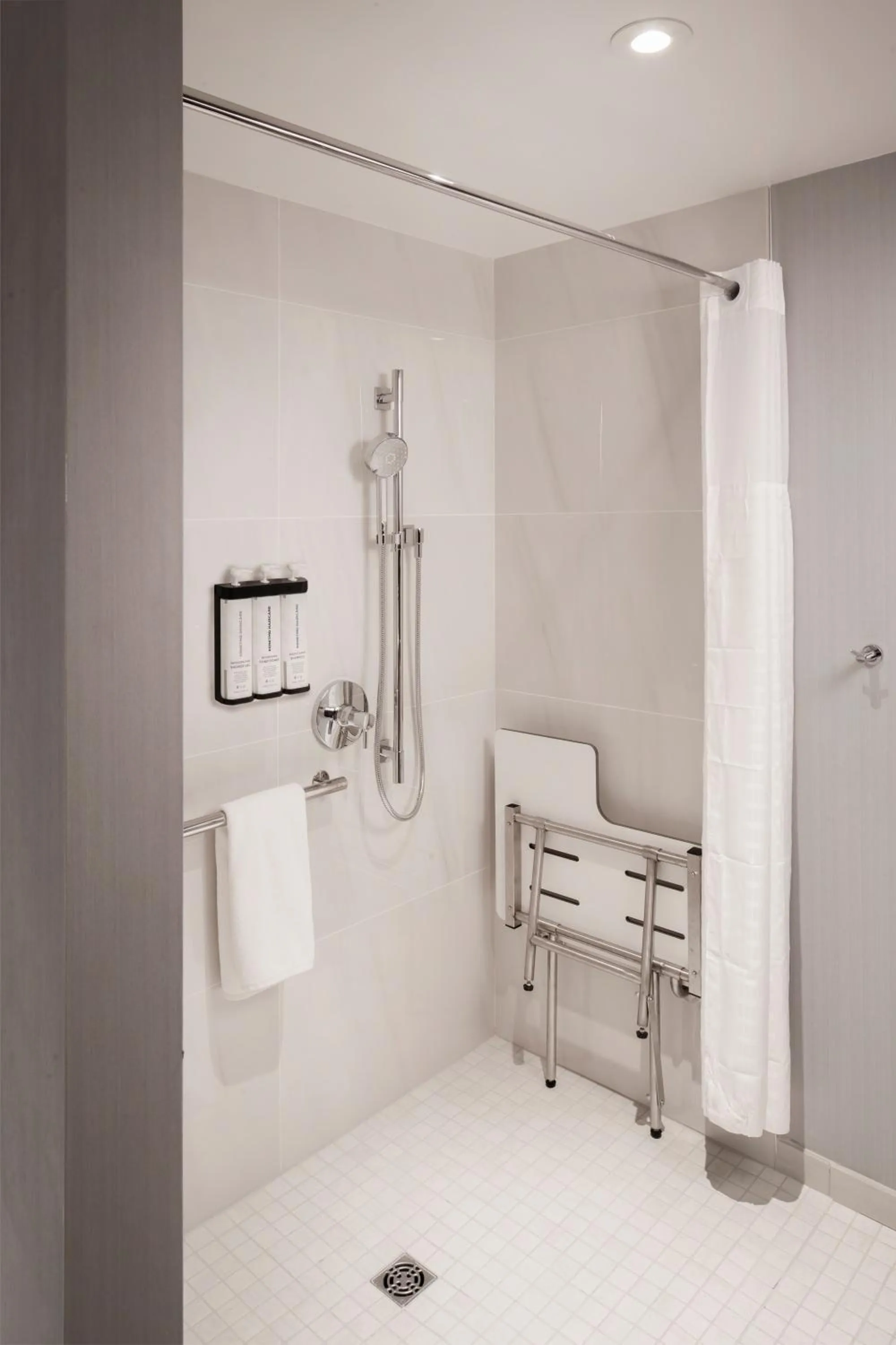 Shower in Hyatt Place Reno