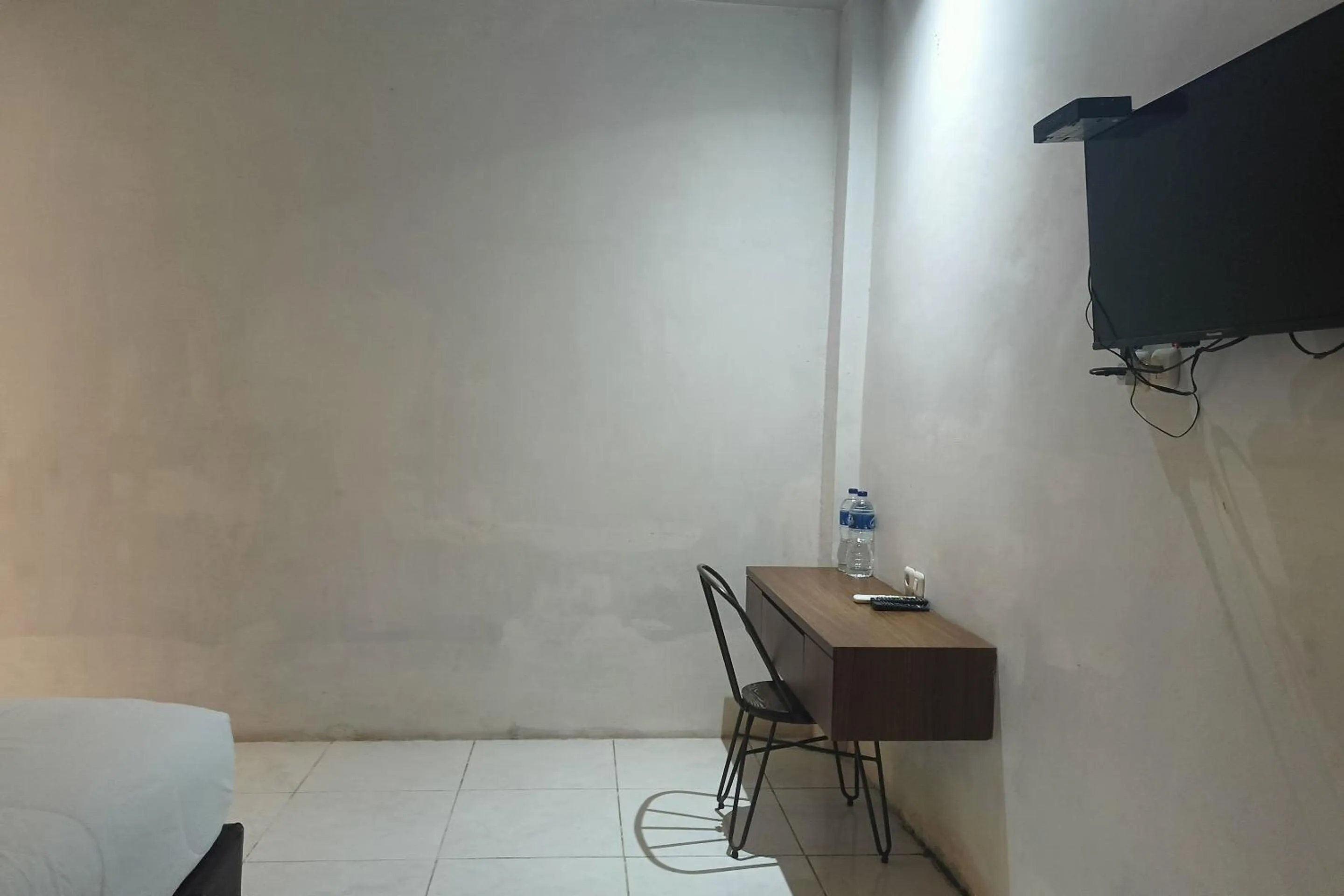 Bedroom in Hotel O Sunrise Garage Home