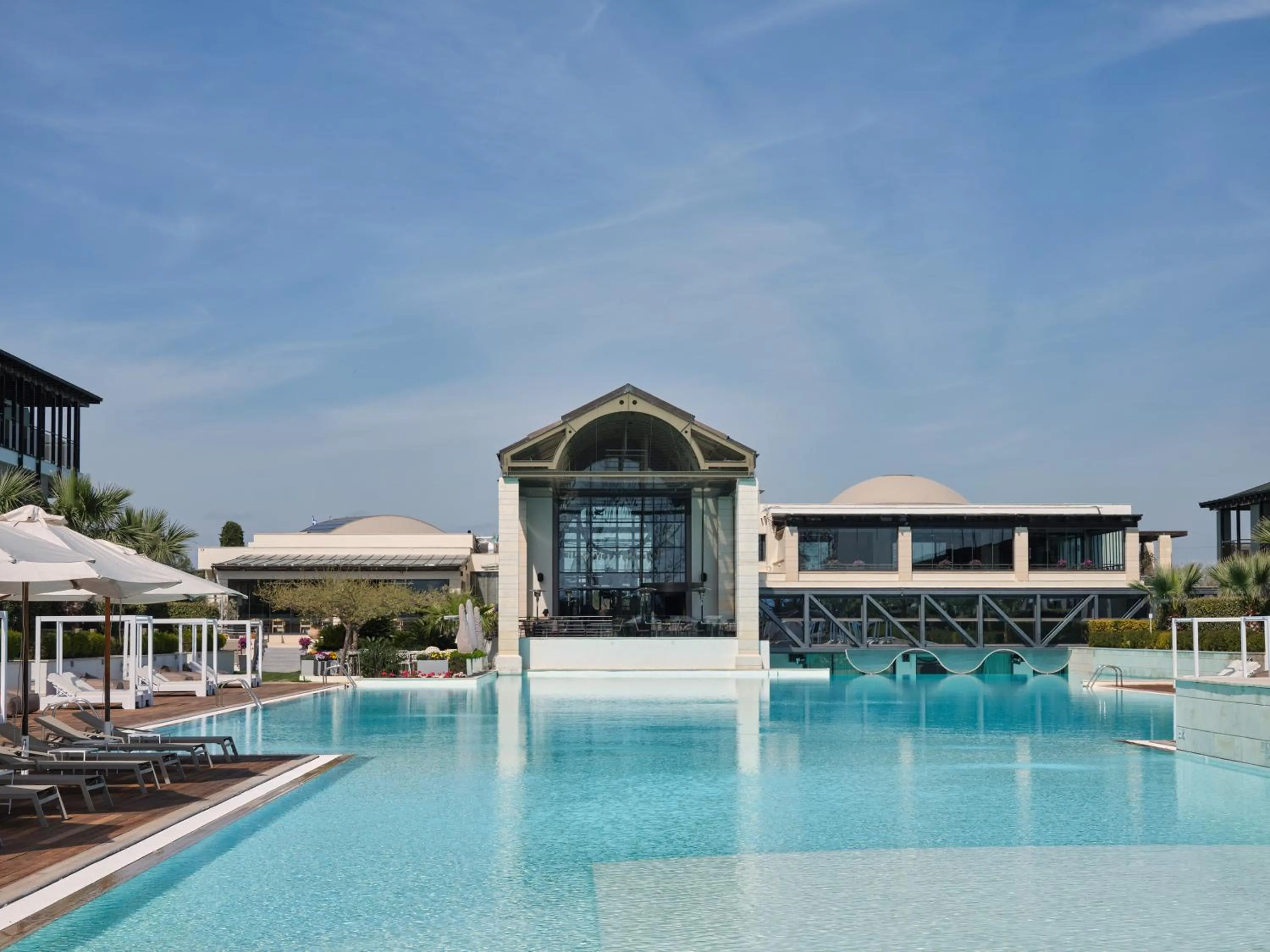 Swimming pool in September Hotel Thessaloniki