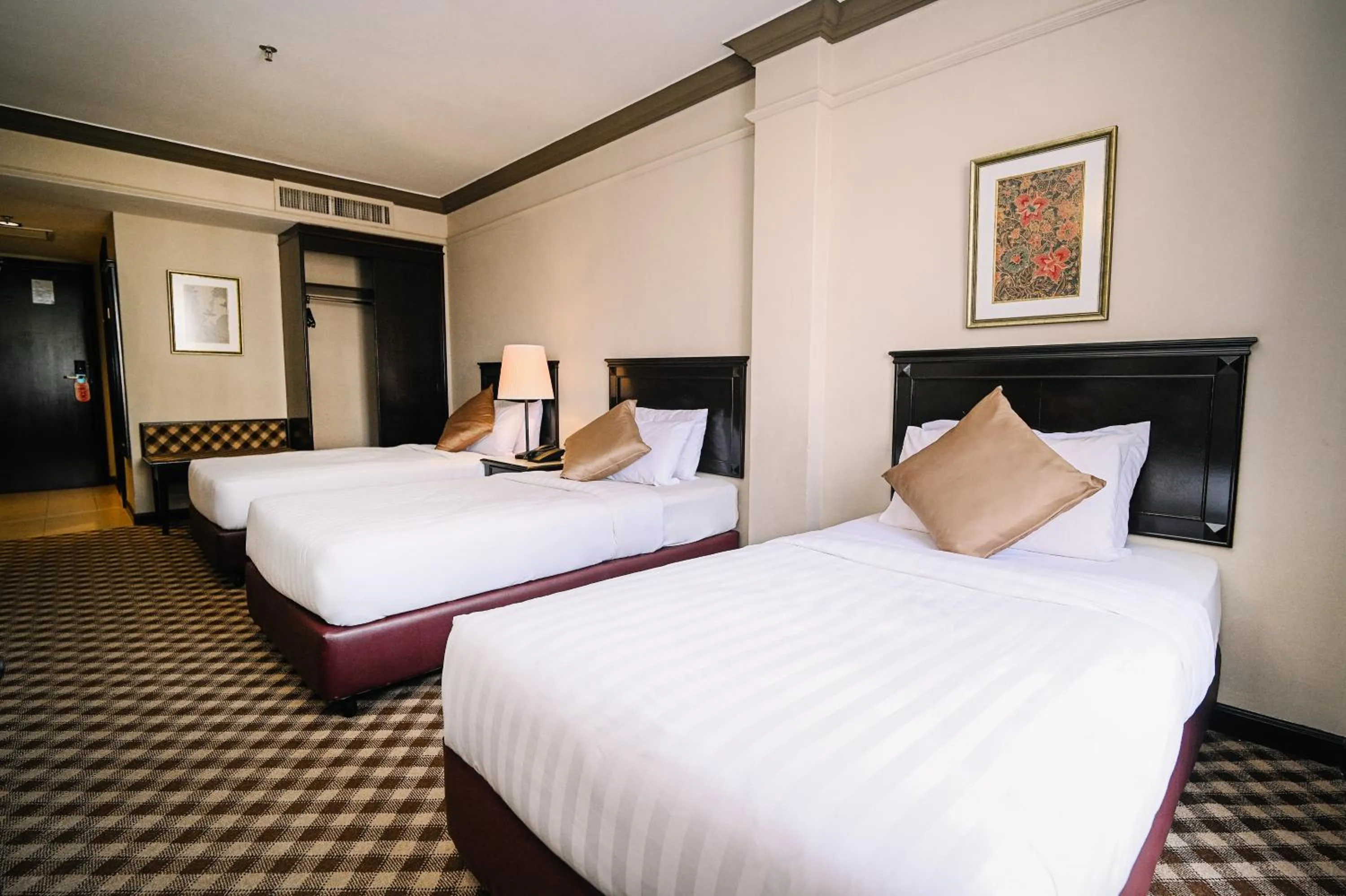 Bed in Kingston Hotel 9 - Jonker Street Malacca