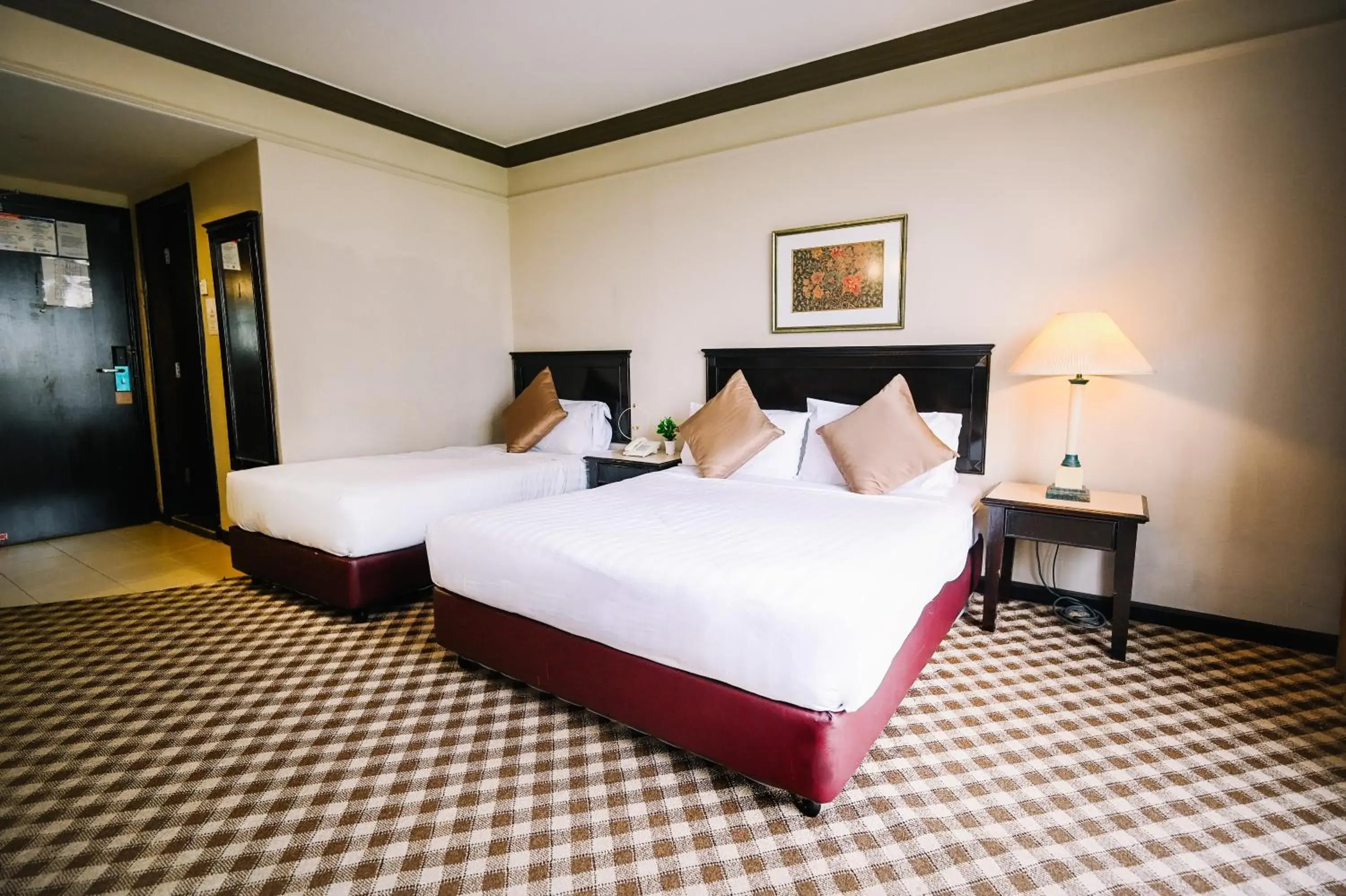 Deluxe Triple Room in Kingston Hotel 9 - Jonker Street Malacca Deluxe Triple Room in Kingston Hotel 9 - Jonker Street Malacca