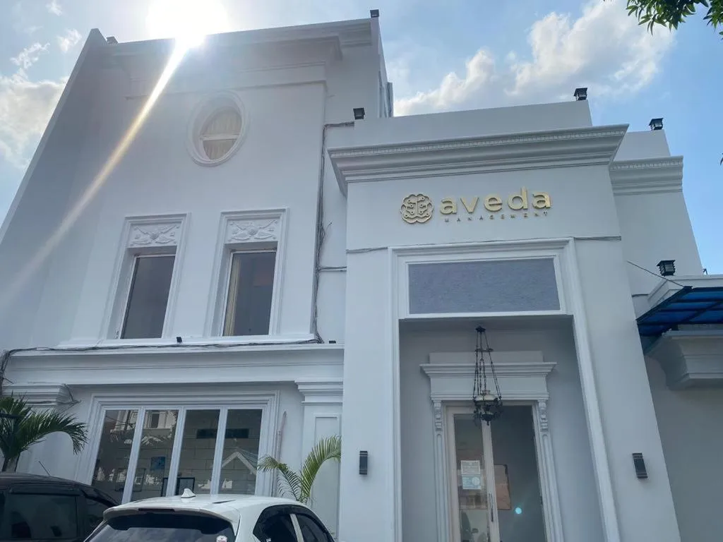 Facade/entrance in Rays Residence