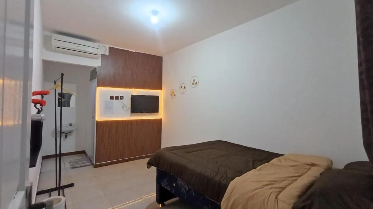 Bedroom, Bed in Rays Residence