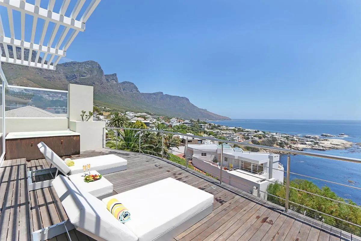 Hot Tub in Villa Dolce Vita