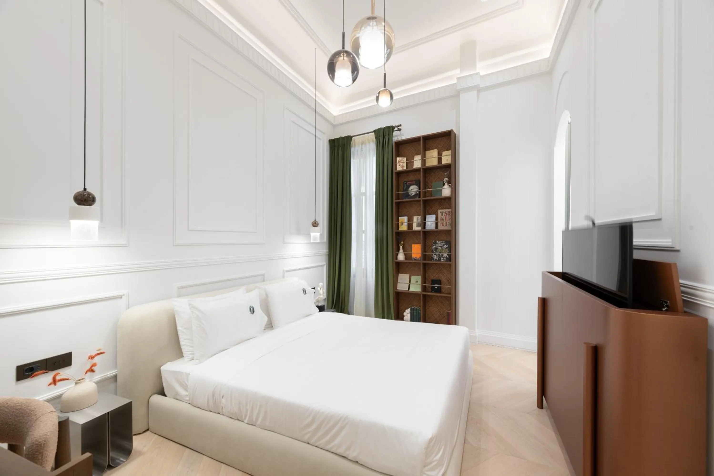 Bedroom, Bed in Emerald Hotel Athens