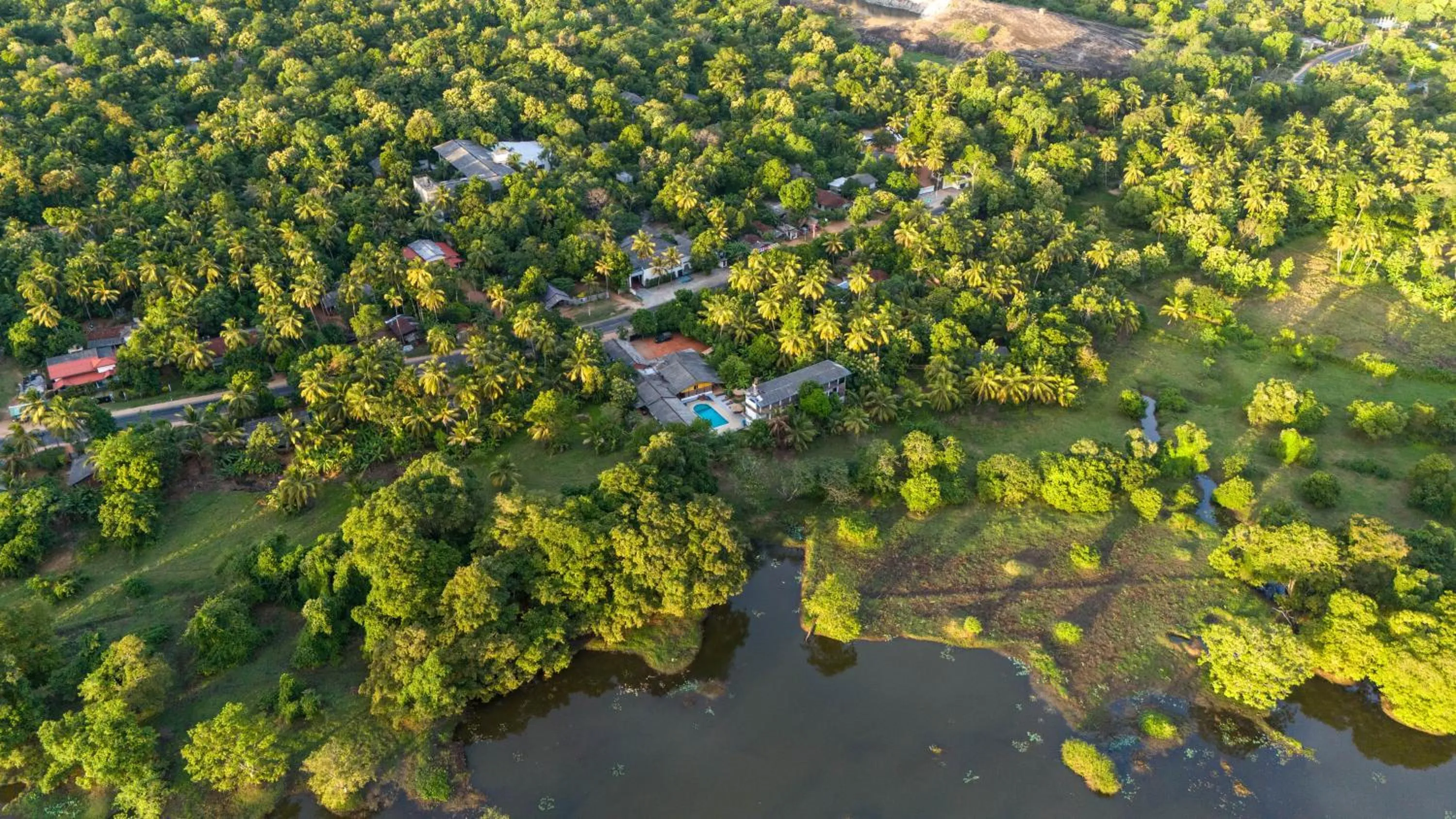 Property building in Ayurvedic Lanka Wellness Hotel