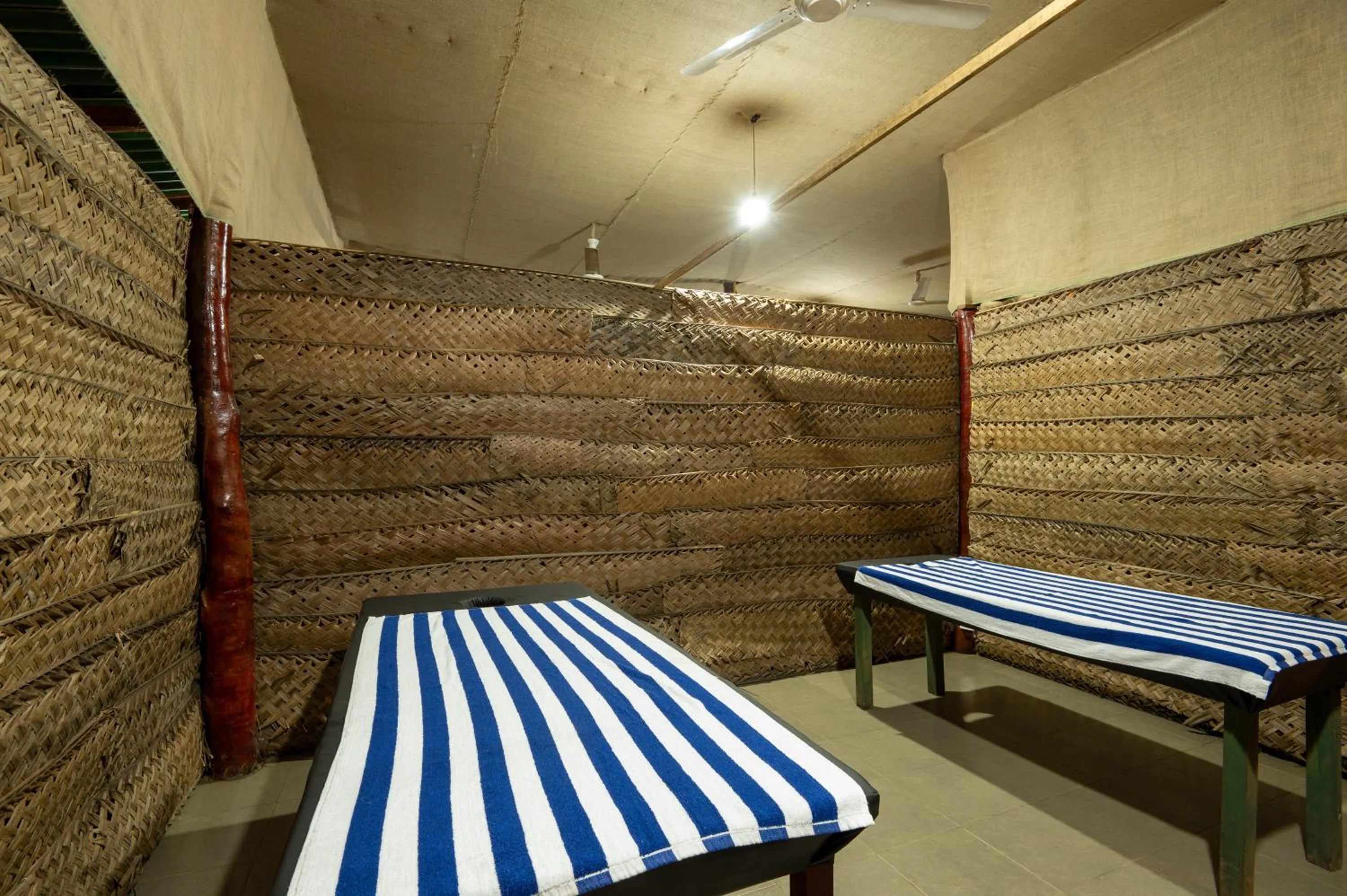 Spa and wellness centre/facilities in Ayurvedic Lanka Wellness Hotel