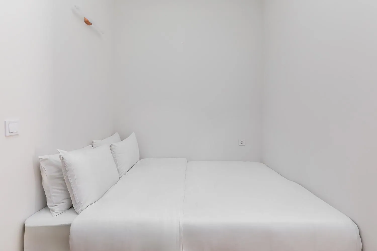 Bed in Soho Residence by halu!