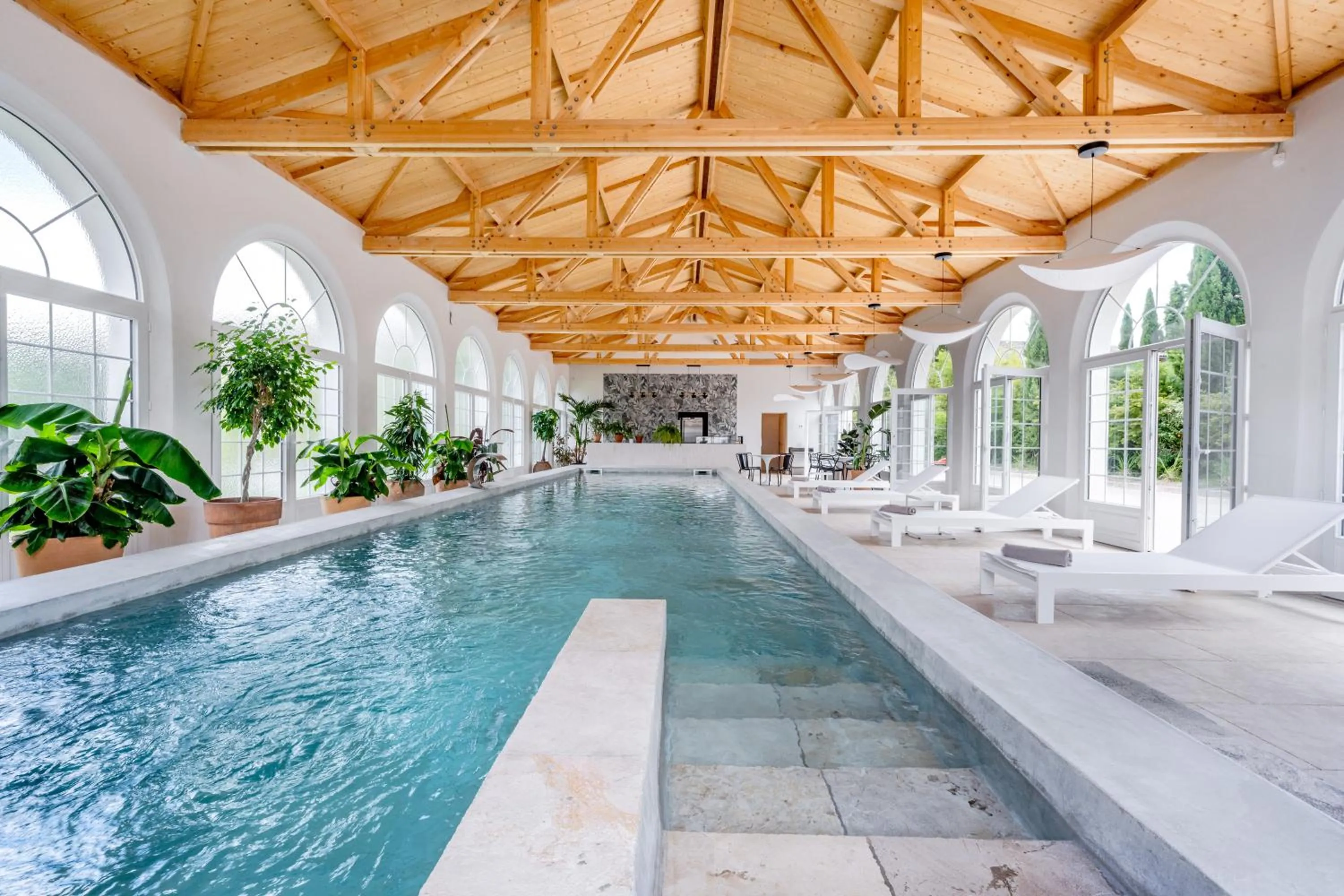 Swimming pool in Secret d'Uzès - Place aux Herbes - Piscine chauffée et Jacuzzi