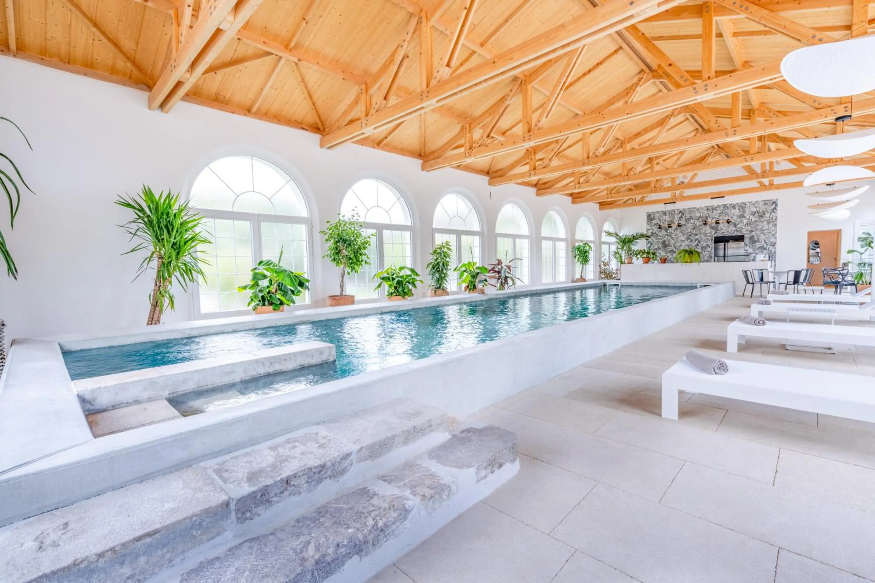 Swimming pool in Secret d'Uzès - Place aux Herbes - Piscine chauffée et Jacuzzi