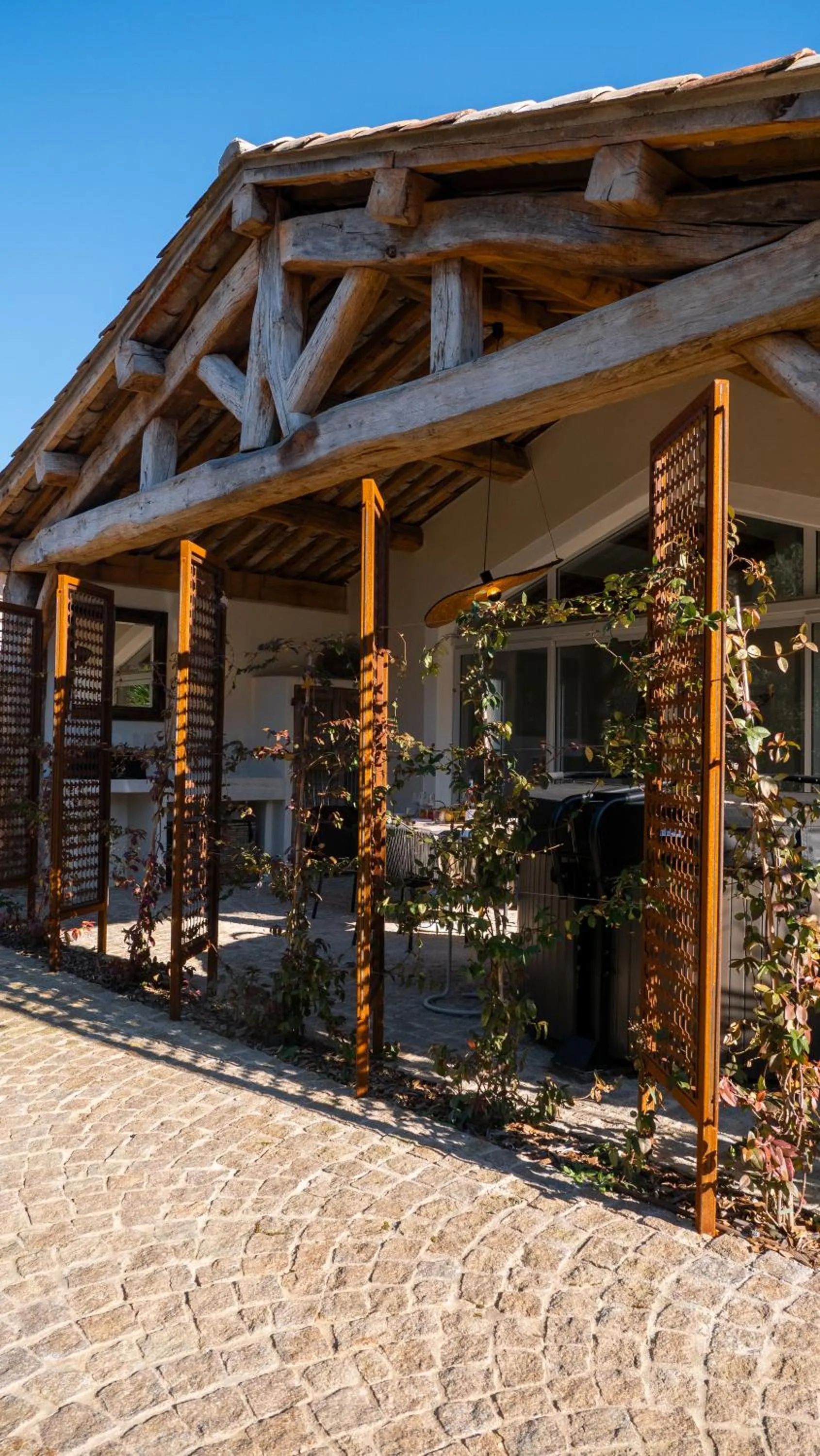 Patio in Secret d'Uzès - Place aux Herbes - Piscine chauffée et Jacuzzi