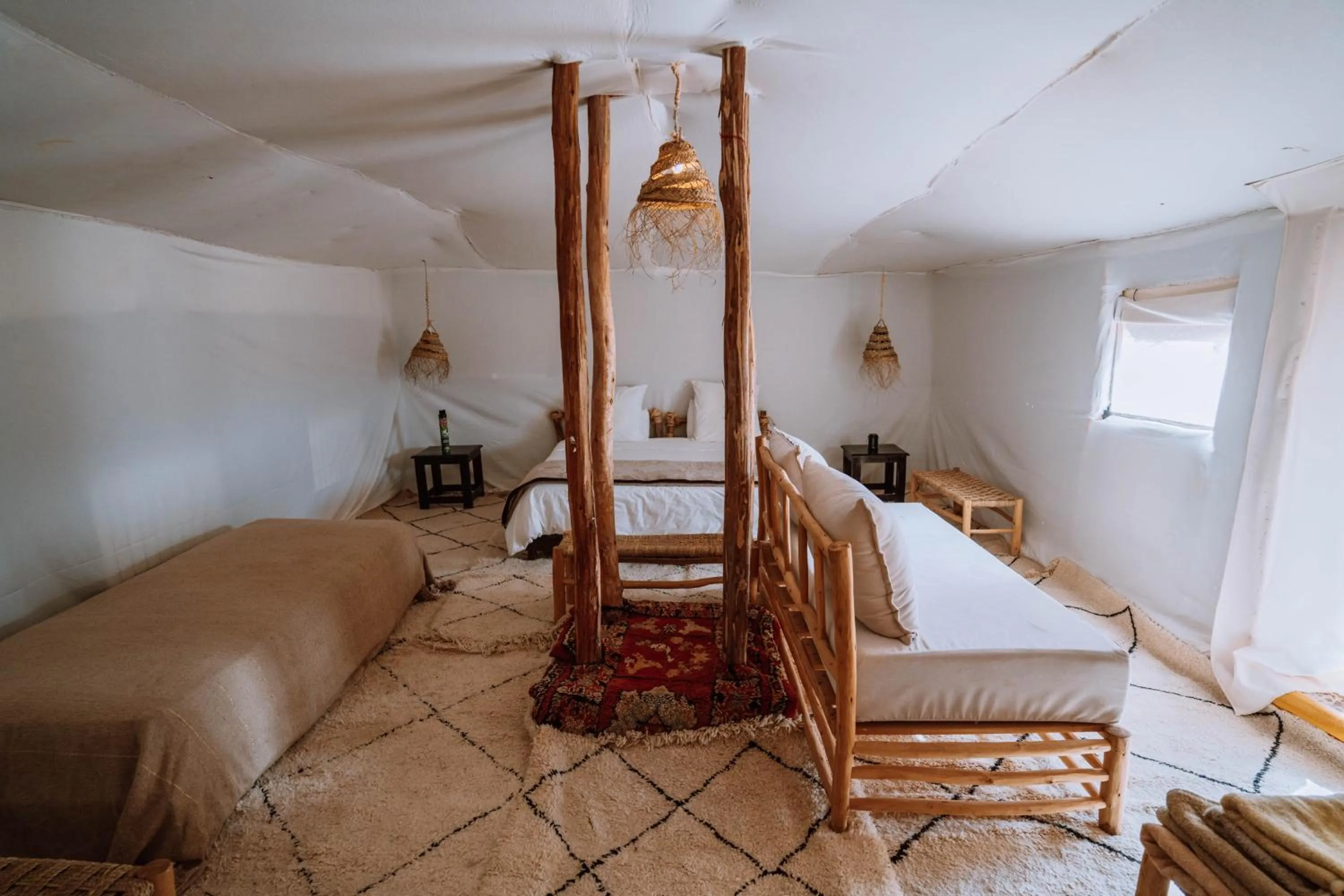 Bed in Kam Kam Dunes