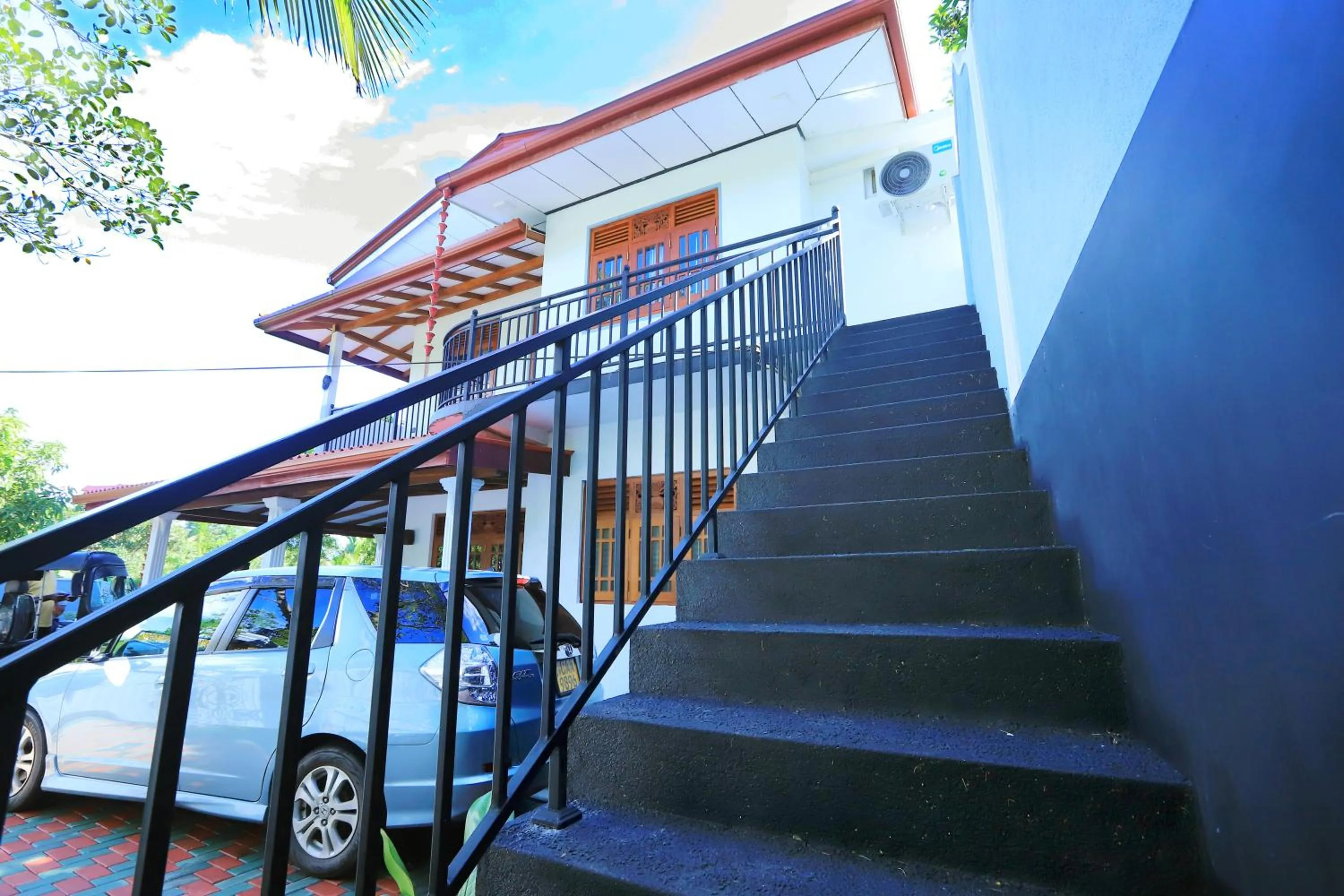 Day in Dinsara Pearl Villa