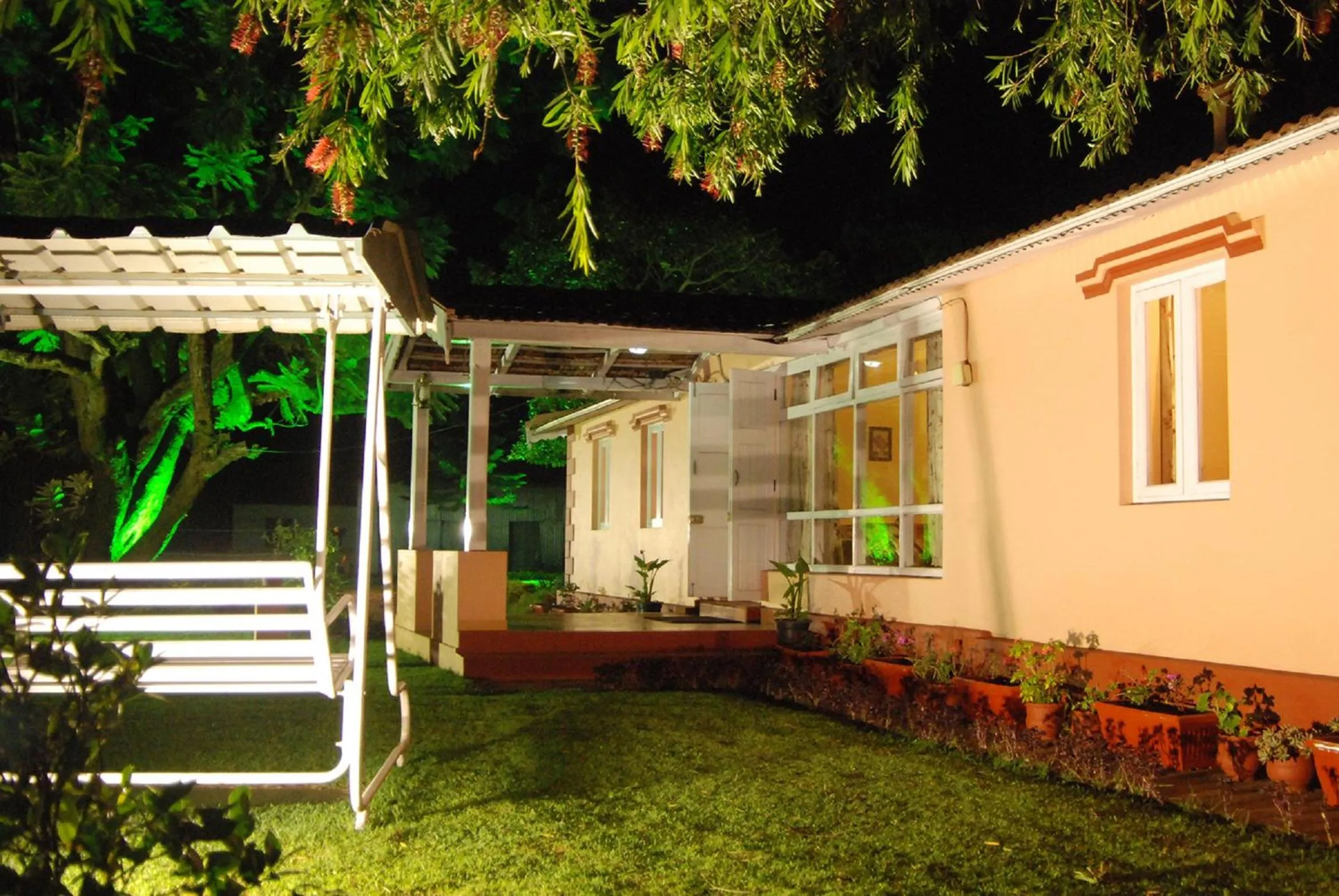 Property building in Bella Vista Homestay