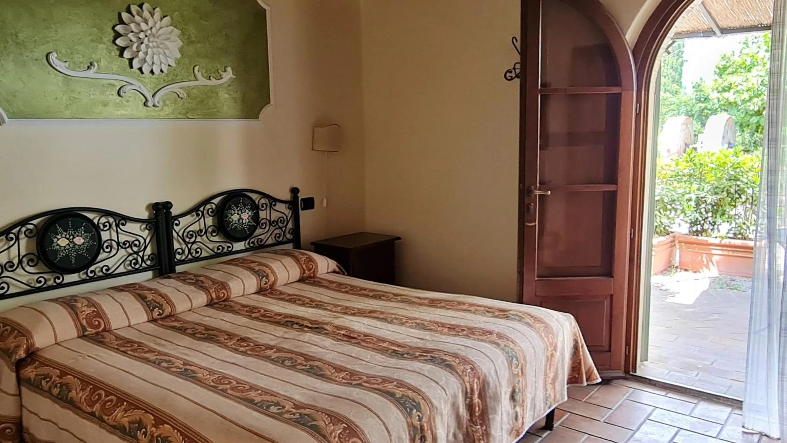 Photo of the whole room, Bed in Antico Borgo Il Cardino