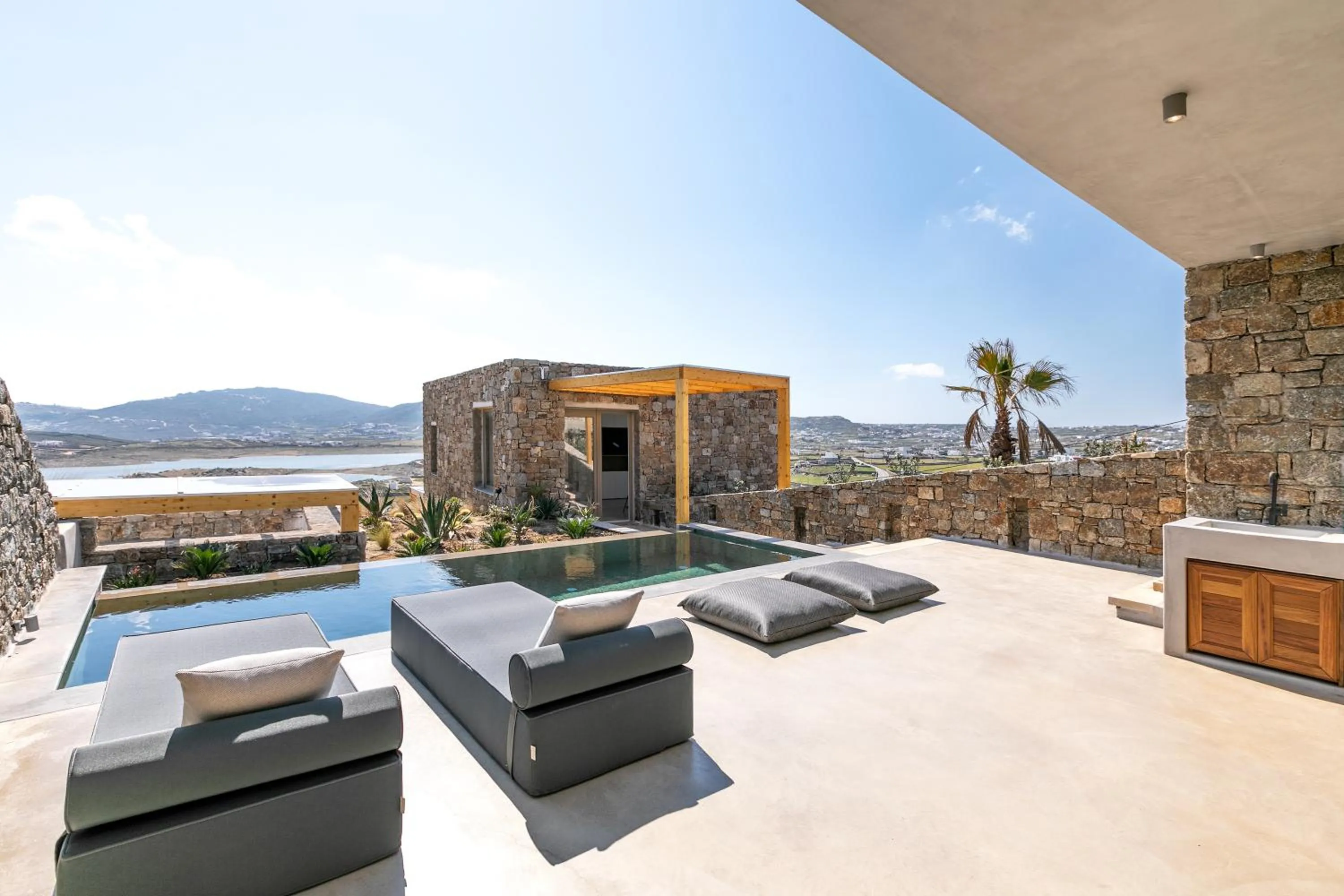 Day in Nasta Suites & Villas Intentional Living Mykonos