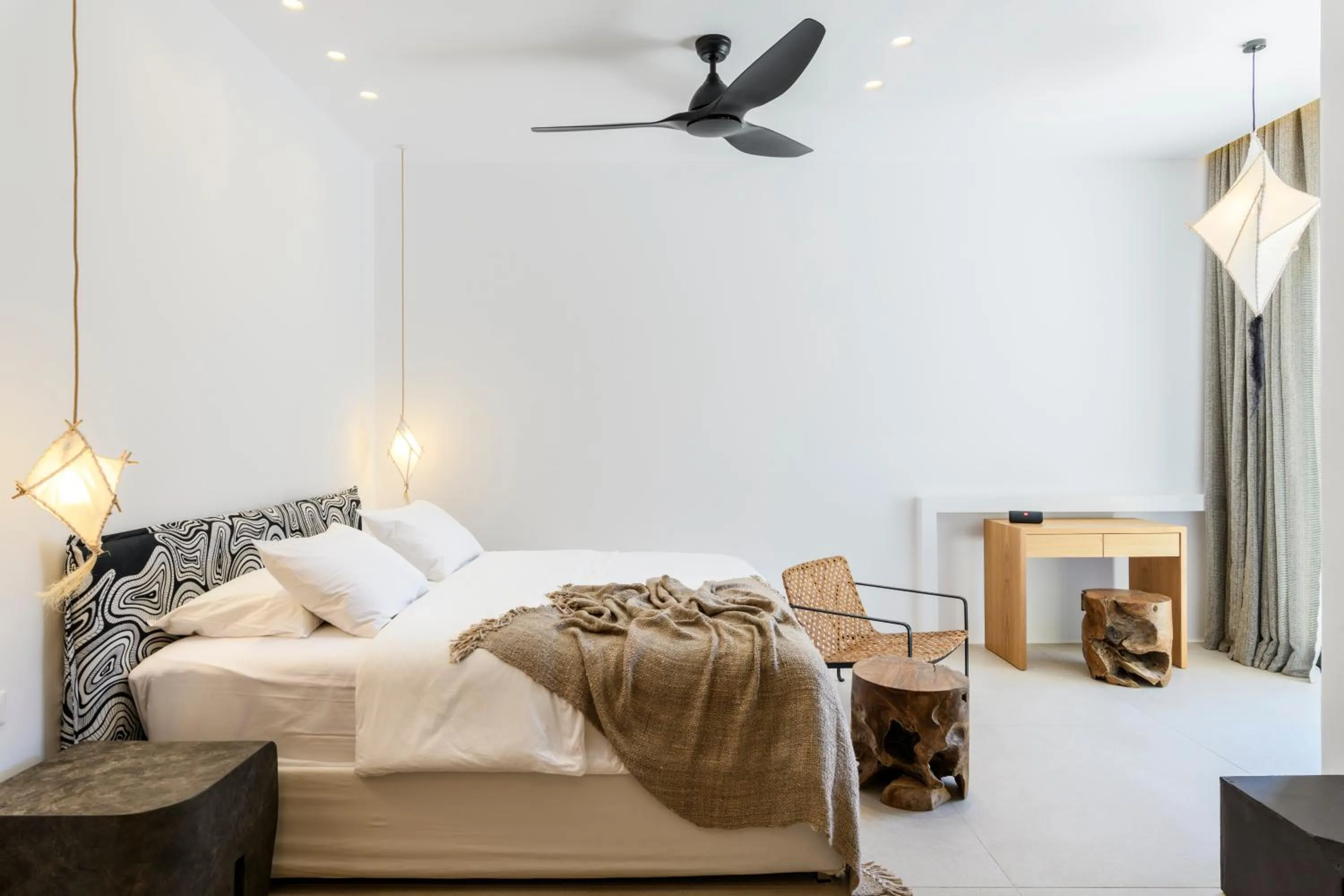 Bed in Nasta Suites & Villas Intentional Living Mykonos