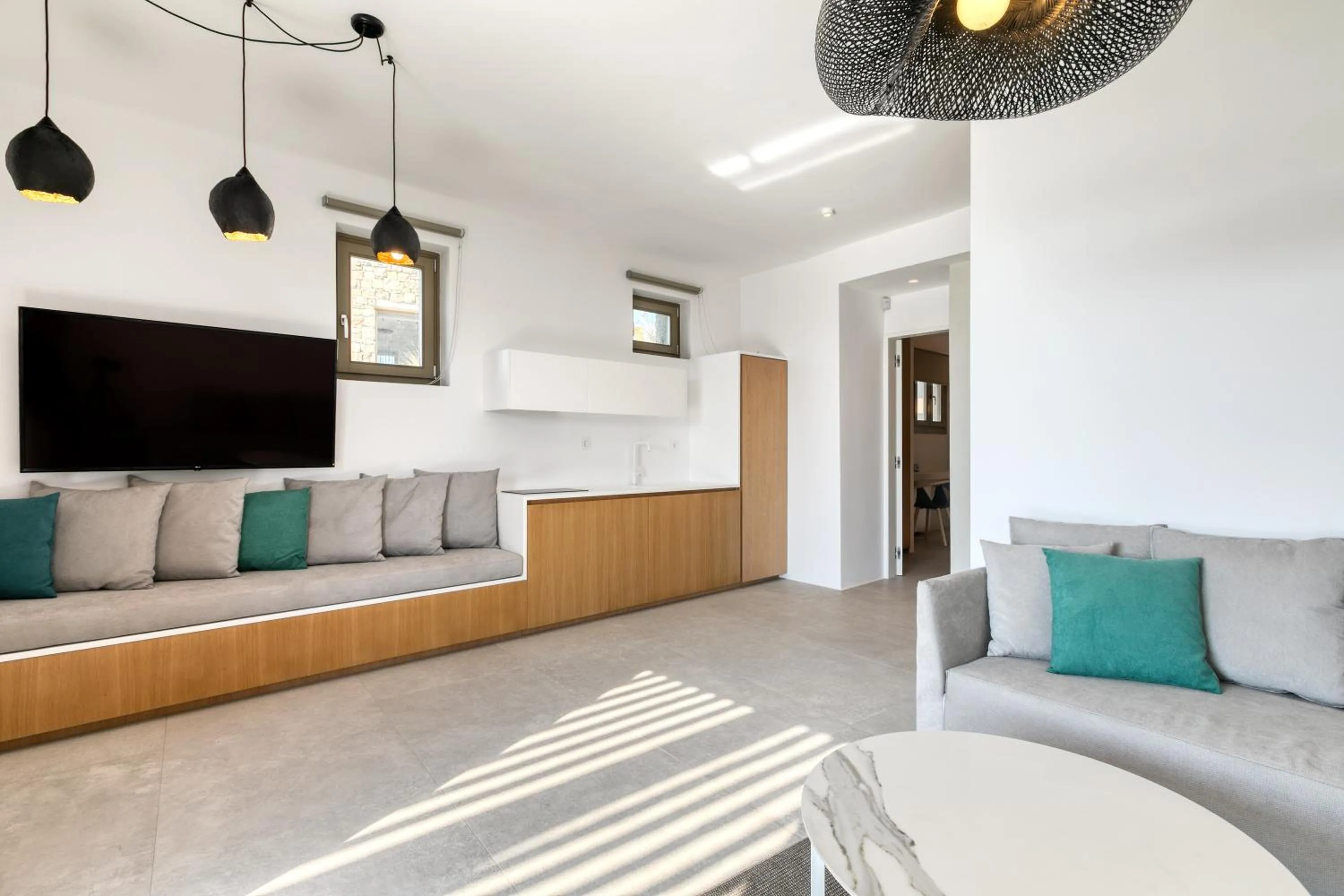 TV and multimedia in Nasta Suites & Villas Intentional Living Mykonos