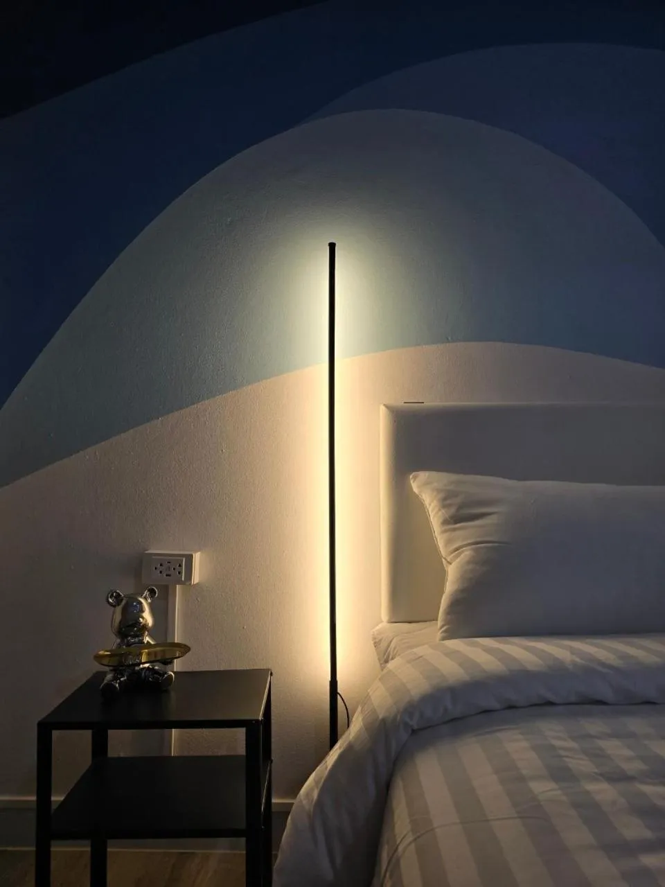 Bed in SRINN Hotel Pattaya Klang