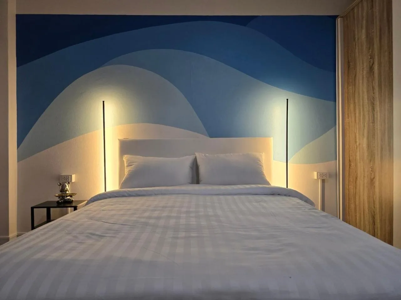 Bedroom, Bed in SRINN Hotel Pattaya Klang