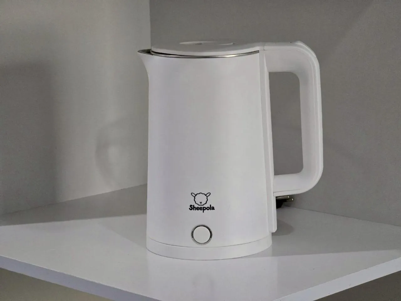 Coffee/tea facilities in SRINN Hotel Pattaya Klang