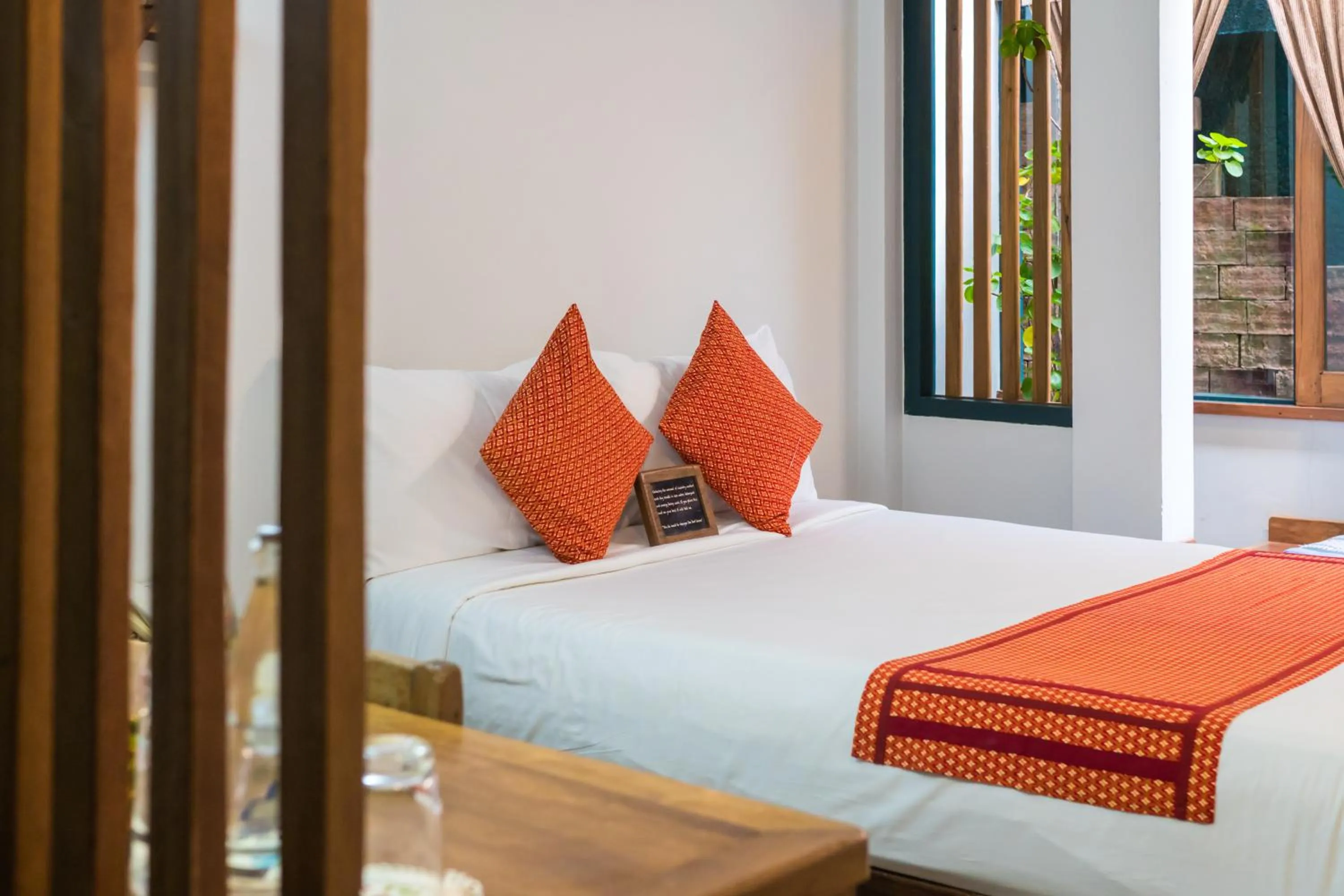 Photo of the whole room, Bed in Khom Chiang Mai