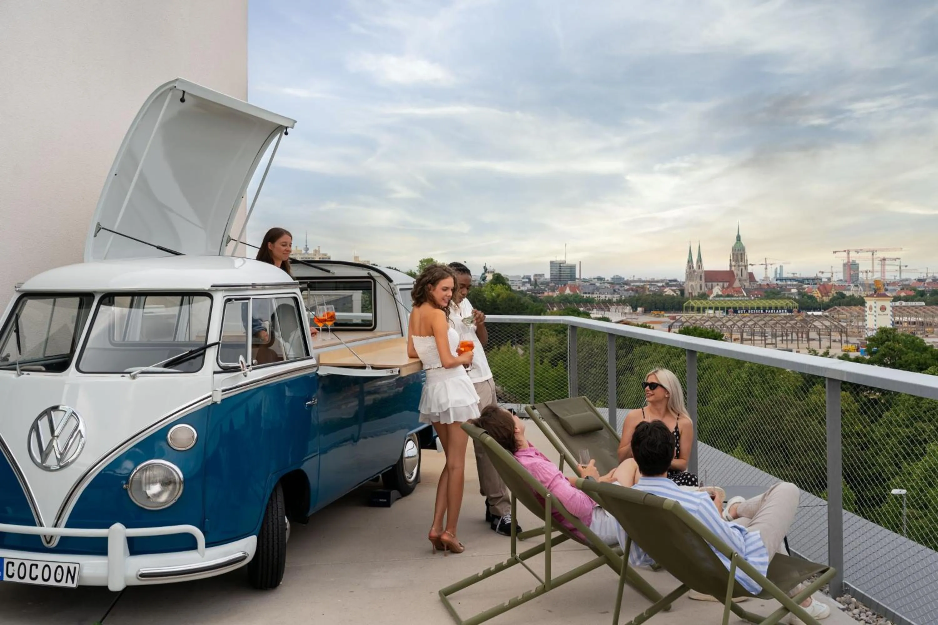 Lounge or bar in Cocoon Theresienwiese