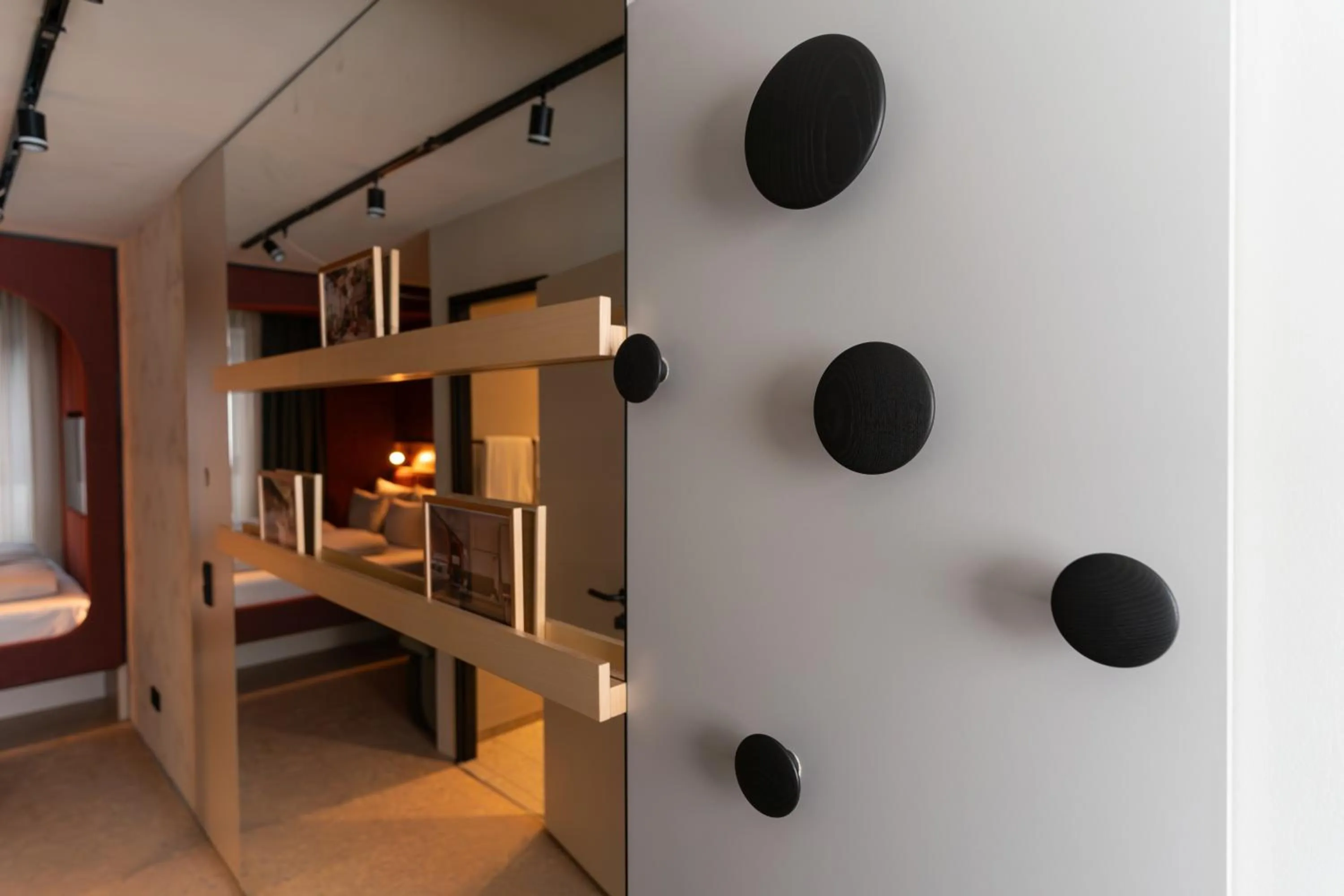 Photo of the whole room, Bed in Cocoon Theresienwiese