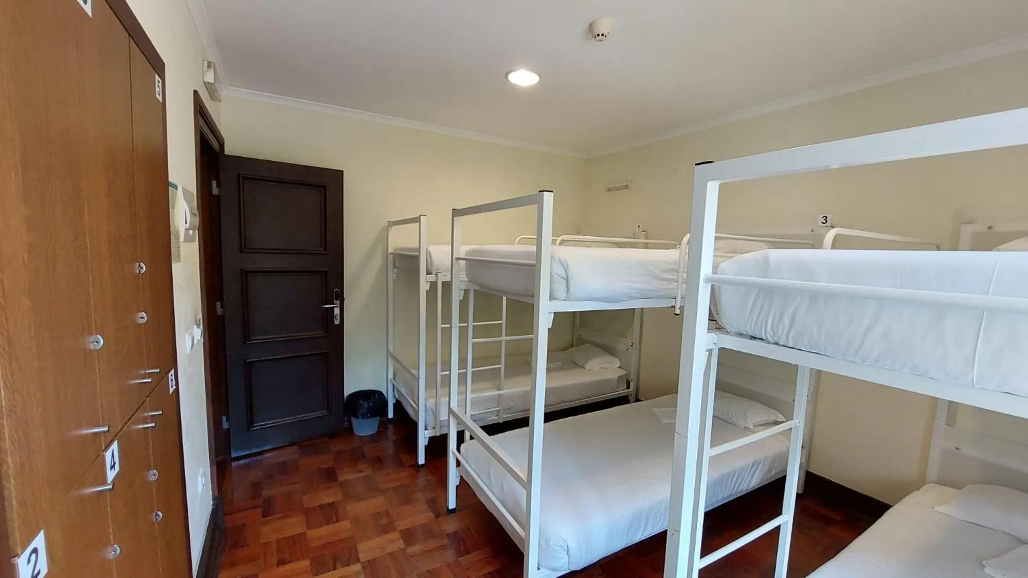 Bed in HI Alfeizerão – Pousada de Juventude