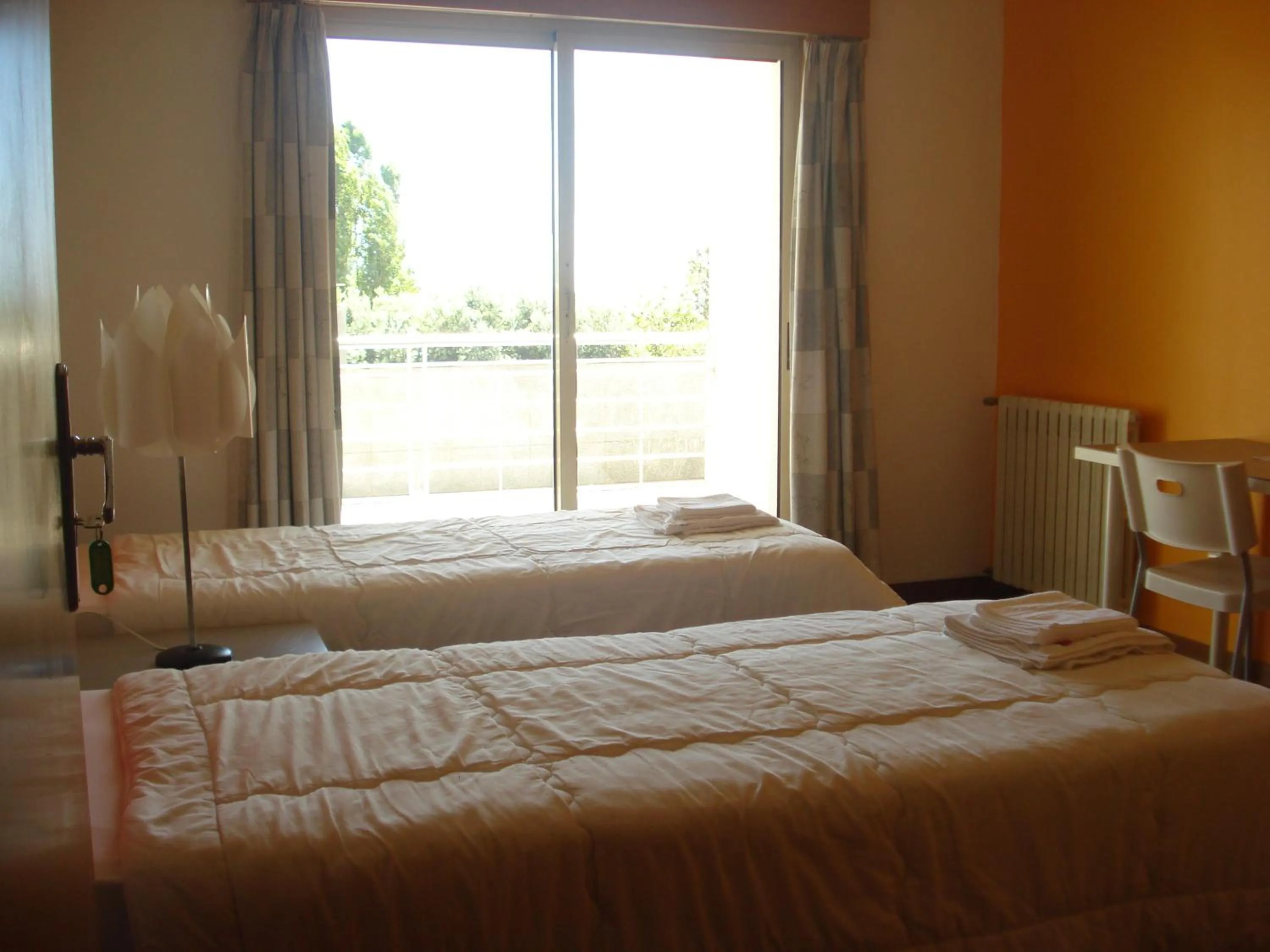 Bedroom, Bed in HI Porto - Pousada de Juventude