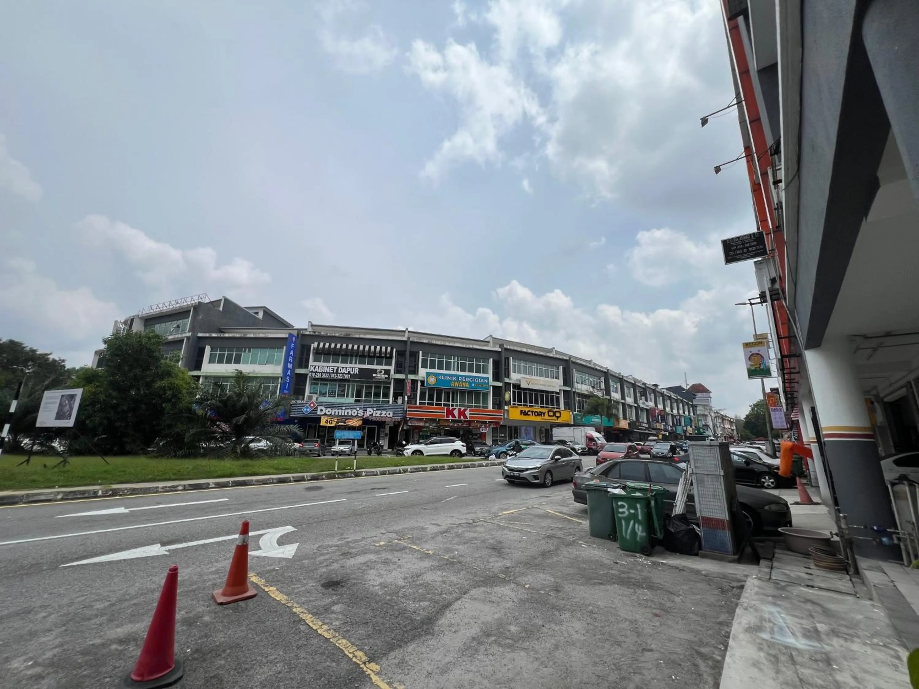 City view in Hotel Crystal Villa